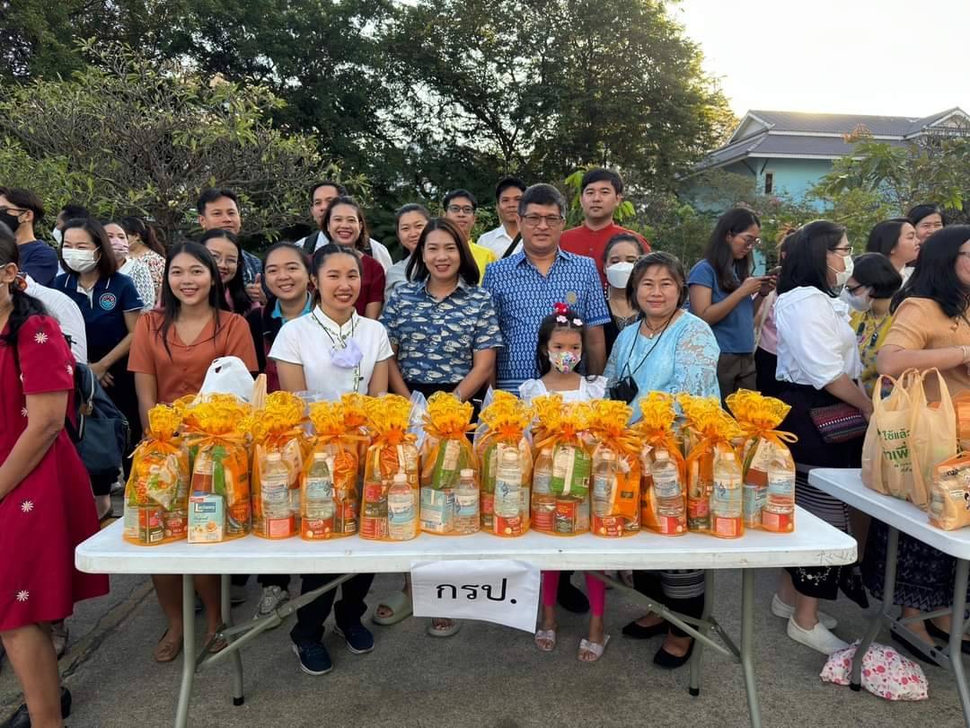 เจ้าหน้าที่กลุ่มตรวจสอบสัตว์น้ำ และท่าเทียบเรือประมง ร่วมกิจกรรมงานวันขึ้นปีใหม่กรมประมง ประจำปี 2567..คลิก