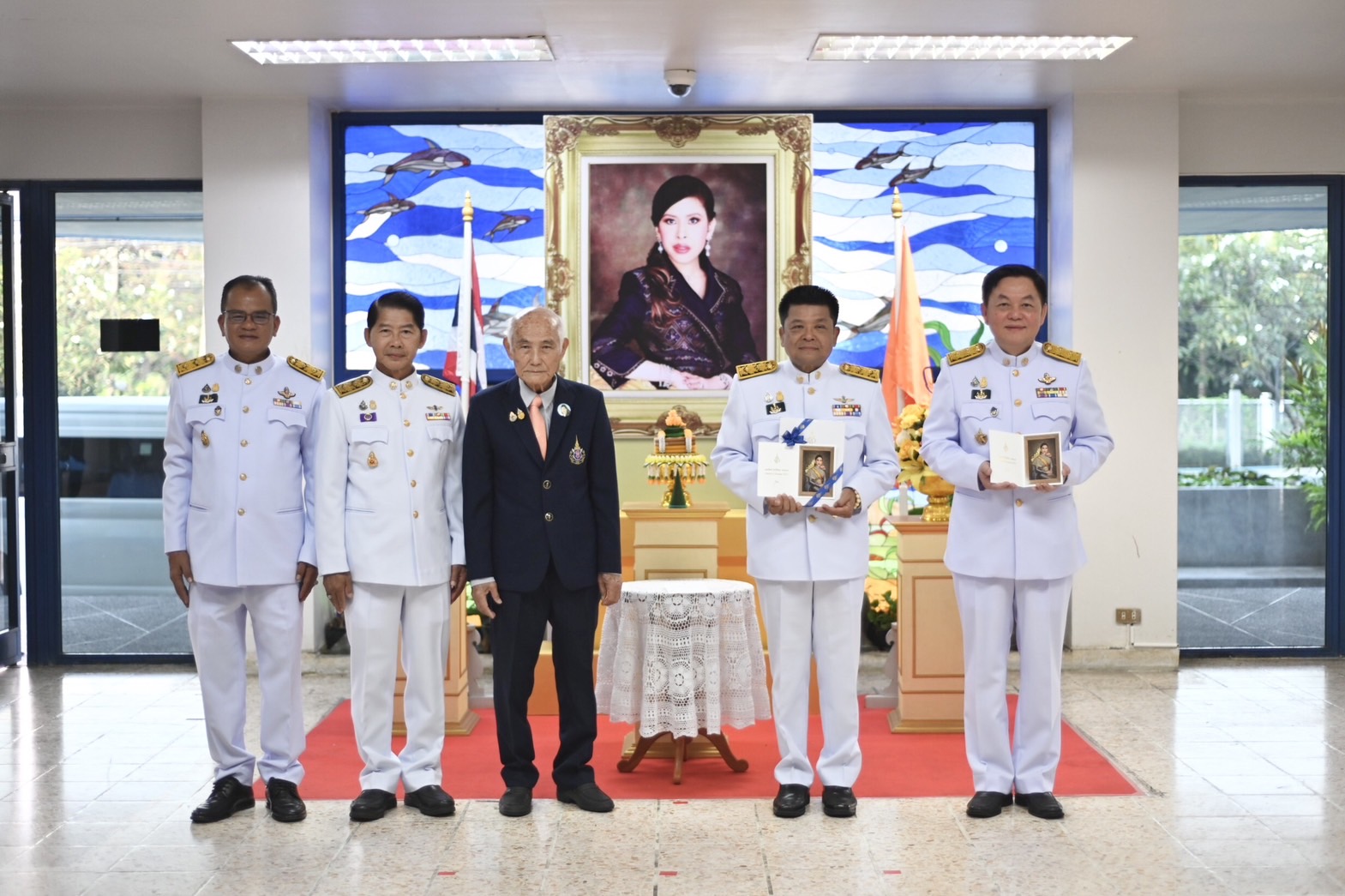 วันที่ 11 มกราคม 2567 สมเด็จพระเจ้าน้องนางเธอ เจ้าฟ้าจุฬาภรณวลัยลักษณ์ อัครราชกุมารี กรมพระศรีสวางควัฒน วรขัตติยราชนารี พระราชทาน ส.ค.ส. ให้แก่ข้าราชการและเจ้าหน้าที่กรมประมง เนื่องในโอกาสวันขึ้นปีใหม่ พุทธศักราช 2567