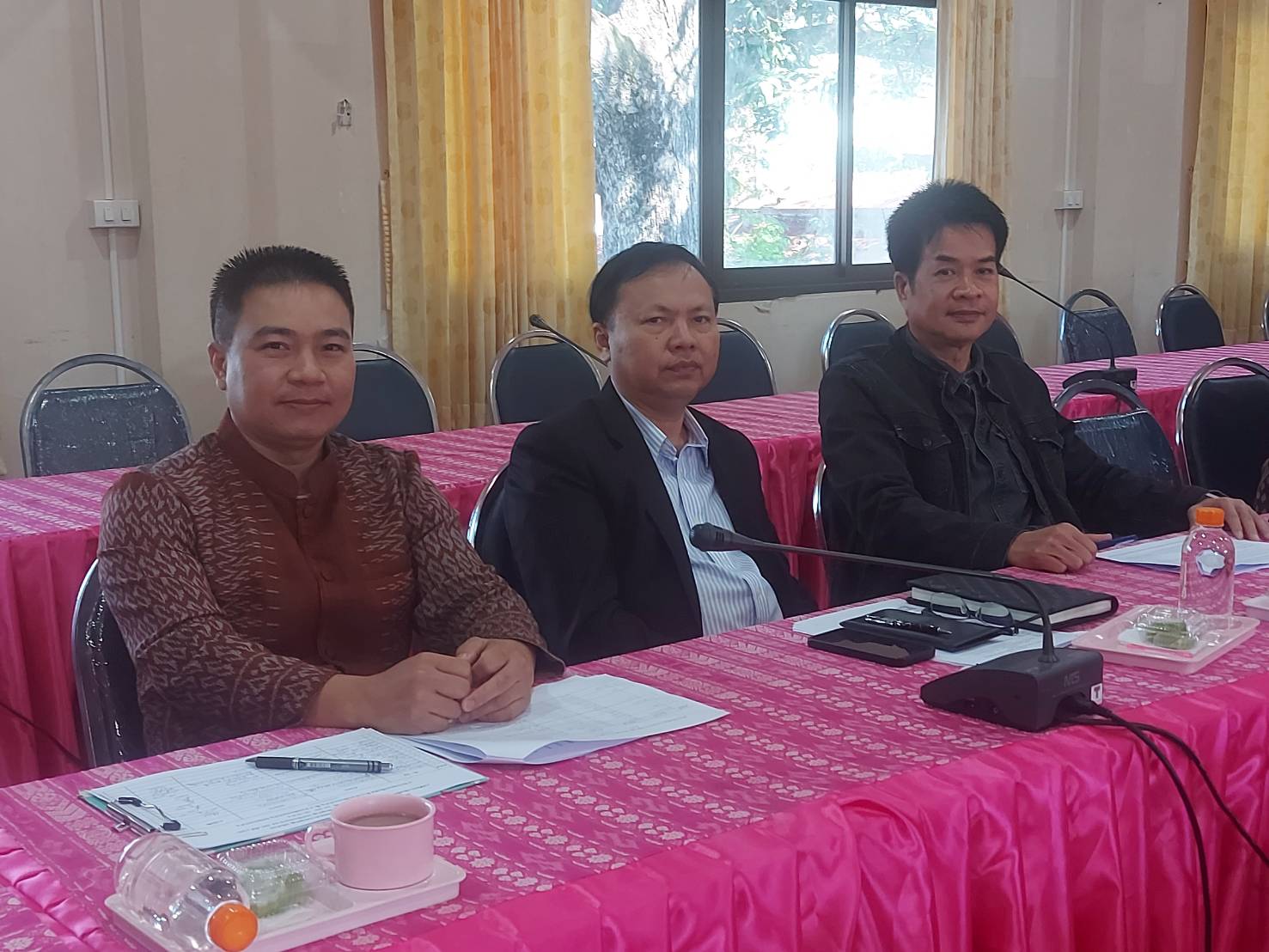 นายสมภาร วังคีรี ประมงอำเภอเมืองหนองบัวลำภู ร่วมประชุม 