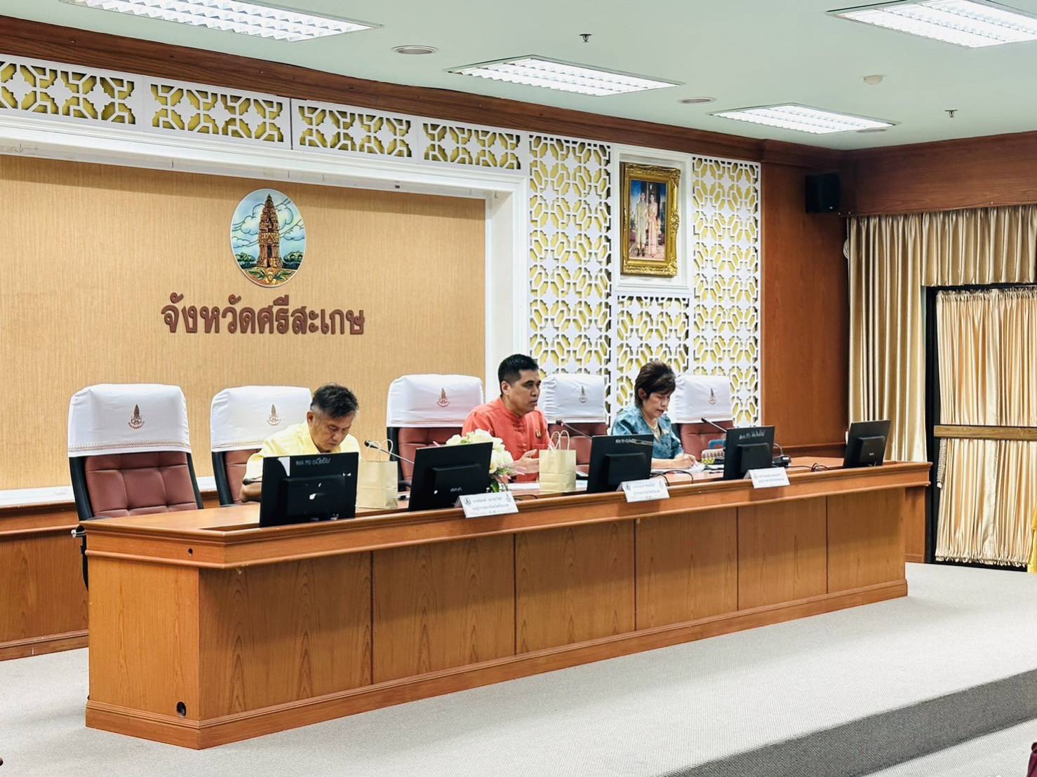 ร่วมประชุม การยกระดับเมืองและกระตุ้นเศรษฐกิจท้องถิ่นยั่งยืน ครั้งที่ 1/2567..คลิก