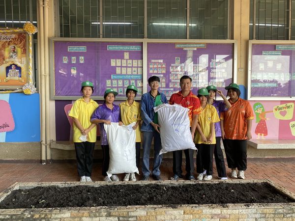 สำนักงานประมงพื้นที่กรุงเทพมหานคร ลงพื้นที่ให้บริการแก่เกษตรกรในพื้นที่เขตลาดกระบัง กรุงเทพมหานคร