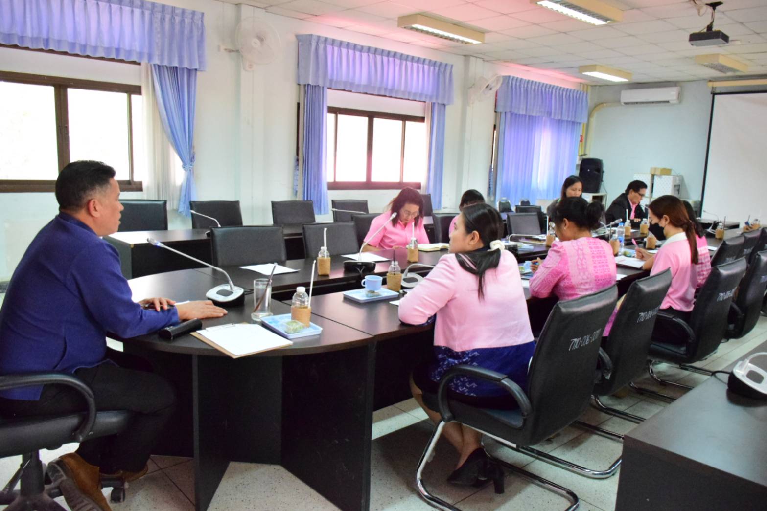 นางสาวมลฤดี ลิ้มสุวรรณ ประมงอำเภอศรีบุญเรือง ร่วมประชุมคณะทำงานโครงการขับเคลื่อนการเกษตรระดับหมู่บ้านสู่การผลิตสินค้าเกษตรมูลค่าสูง ระดับอำเภอ ประจำปีงบประมาณ พ.ศ. 2567..คลิก