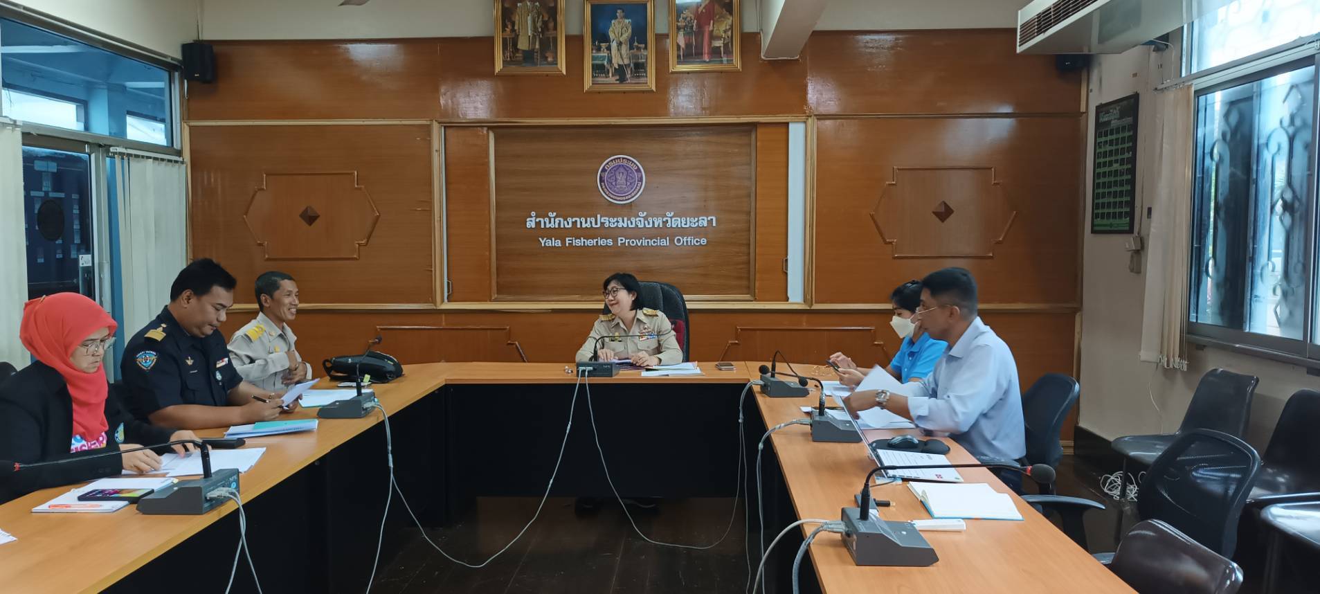 ภาพกิจกรรมเข้าร่วมประชุมคณะกรมการจังหวัดและหัวหน้าส่วนราชการ เพื่อรับฟังนโยบายต่างๆและ เข้าร่วมประชุมคณะกรรมการขับเคลื่อนนโยบายของกรมประมง