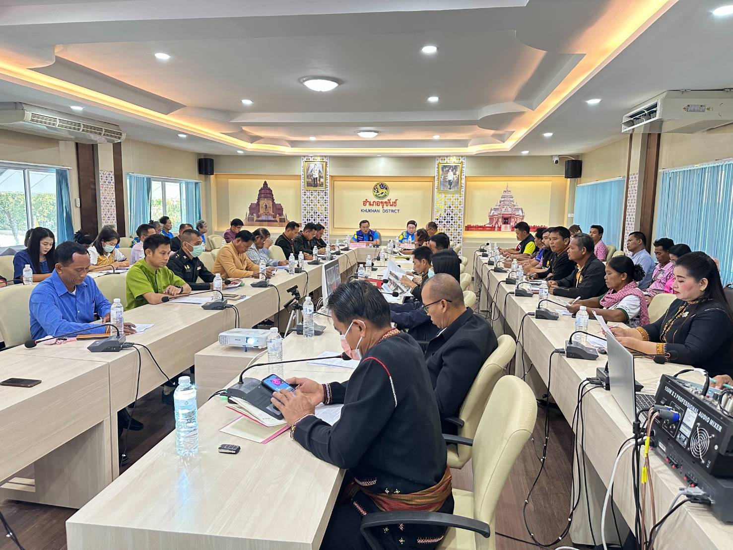 รประชุมประจำเดือนหัวหน้าส่วนราชการ คณะกรรมการบริหารงานอำเภอแบบบูรณาการ (ก.บ.อ.) ครั้งที่ ๒/๒๕๖๗..คลิก