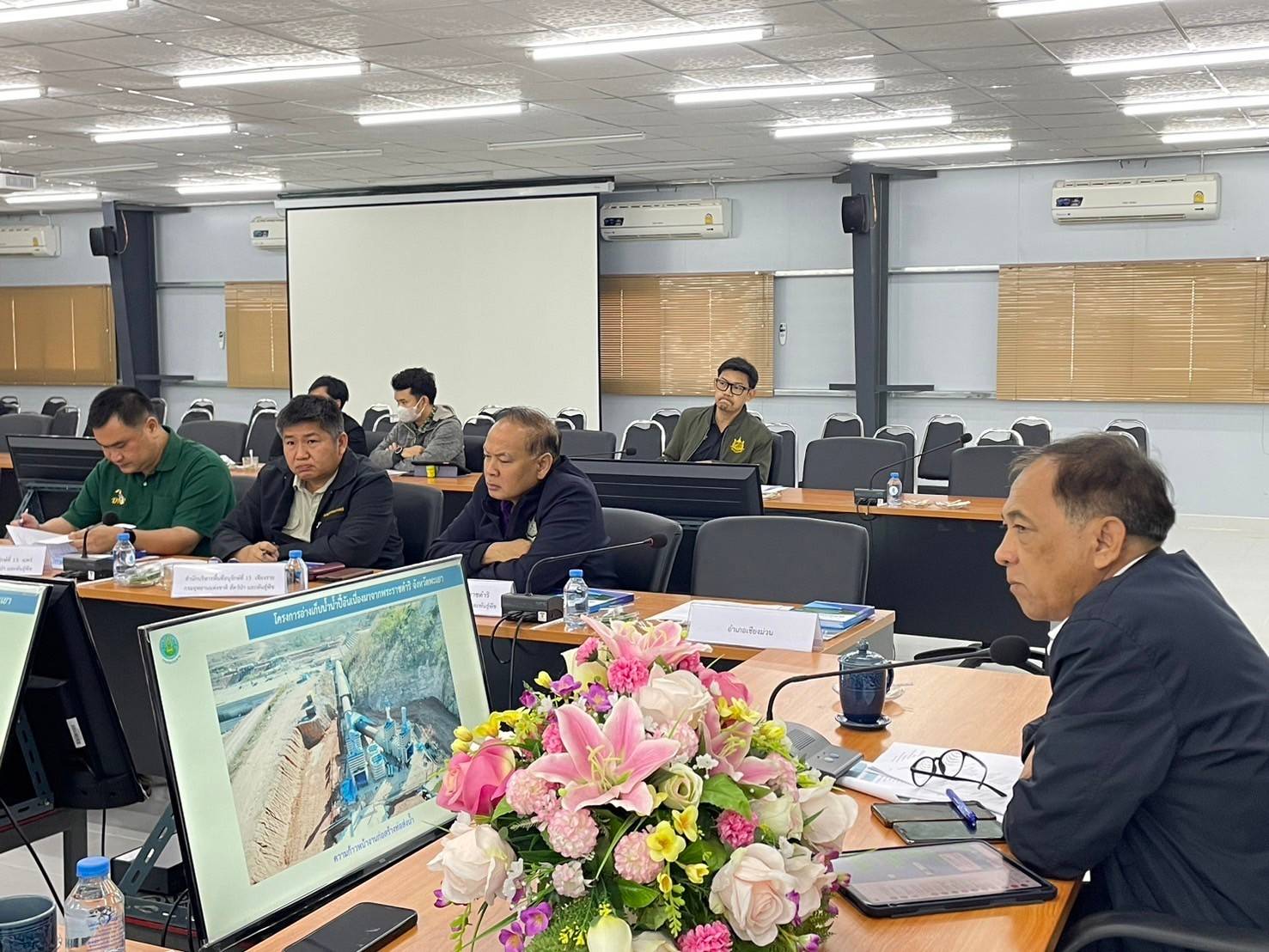 เข้าร่วมประชุมพิจารณาแผนการดำเนินงานตามแผนปฏิบัติการป้องกันแก้ไขและติดตามตรวจสอบผลกระทบสิ่งแวดล้อม    โครงการอันเนื่องมาจากพระราชดำริ จังหวัดพะเยา ปีงบประมาณ พ.ศ.2567 (ครั้งที่ 1/2567)