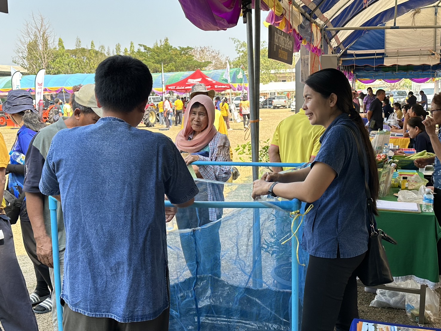 เข้าร่วมจัดนิทรรศการในโครงการคลินิกเกษตรเคลื่อนที่ในพระราชานุเคราะห์ สมเด็จพระบรมโอรสาธิราช ฯ สยามมกุฎราชกุมาร ไตรมาสที่ 2/2567..คลิก