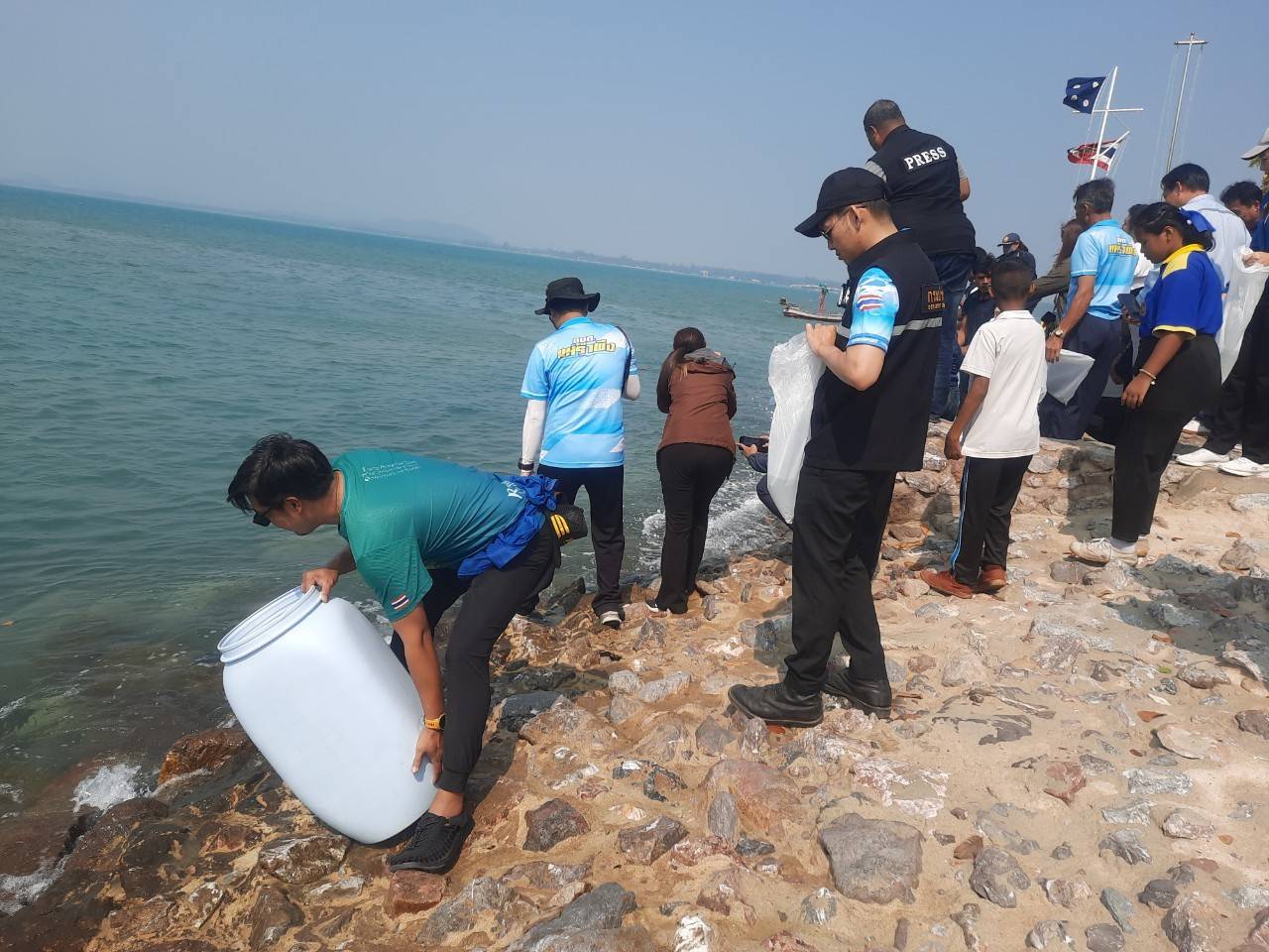 กิจกรรม ยิ่ง ''ทิ้ง'' ยิ่ง ''เพิ่ม''