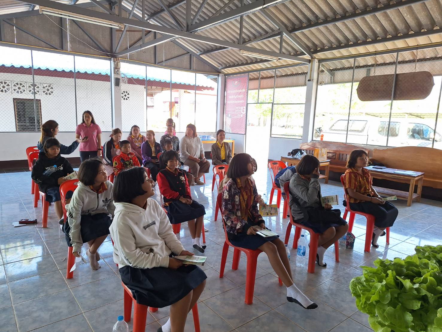 ประมงอำเภอน้ำโสม ร่วมงานอบรมนักเรียนในโครงการเกษตรเพื่ออาหารกลางวันฯ