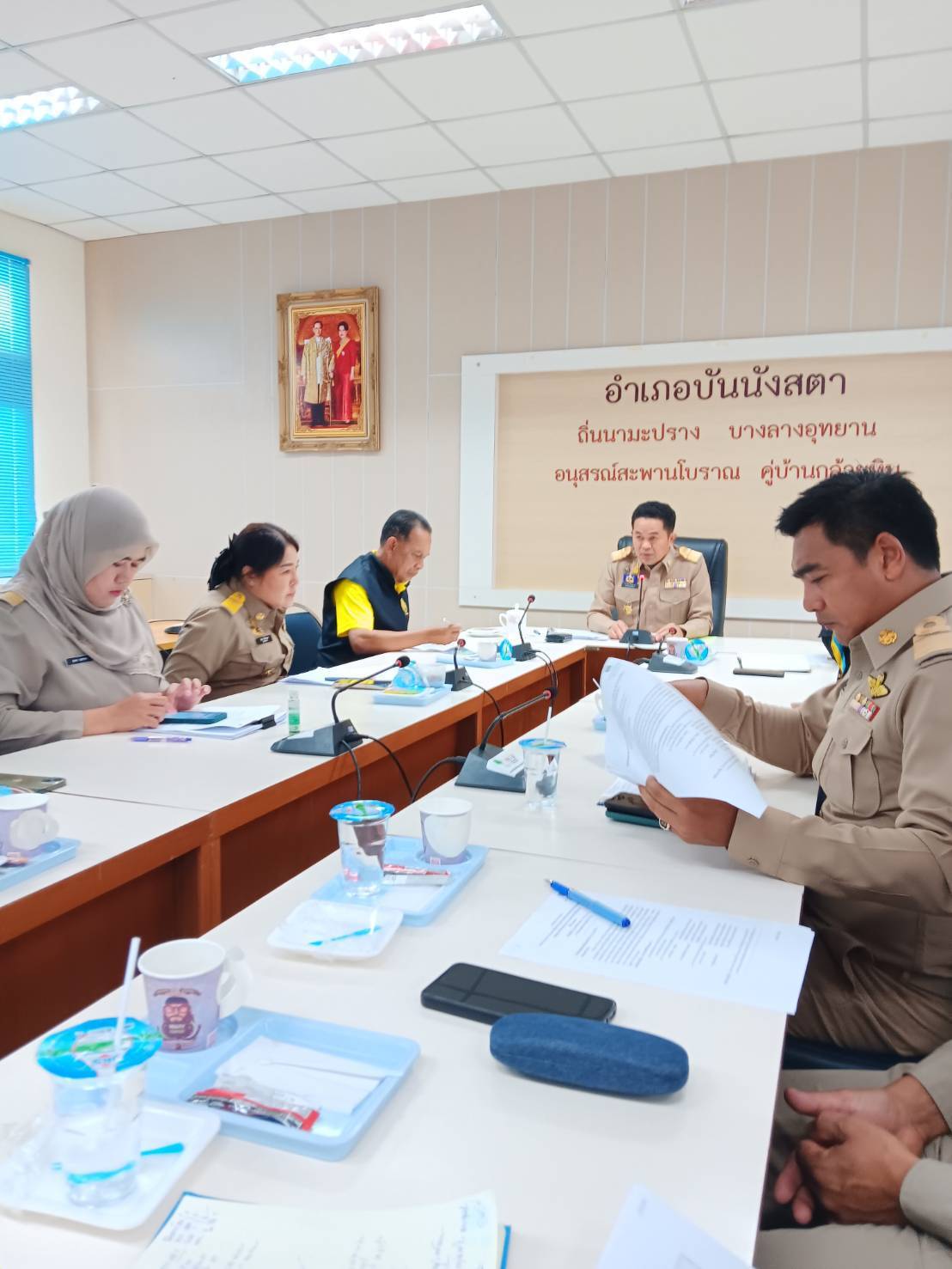 ภาพกิจกรรมเข้าร่วมประชุม หัวหน้าส่วนราชการ คณะกรรมการบริหารงานอำเภอแบบบูรณาการ ณ ห้องประชุมอำเภอบันนังสตา
