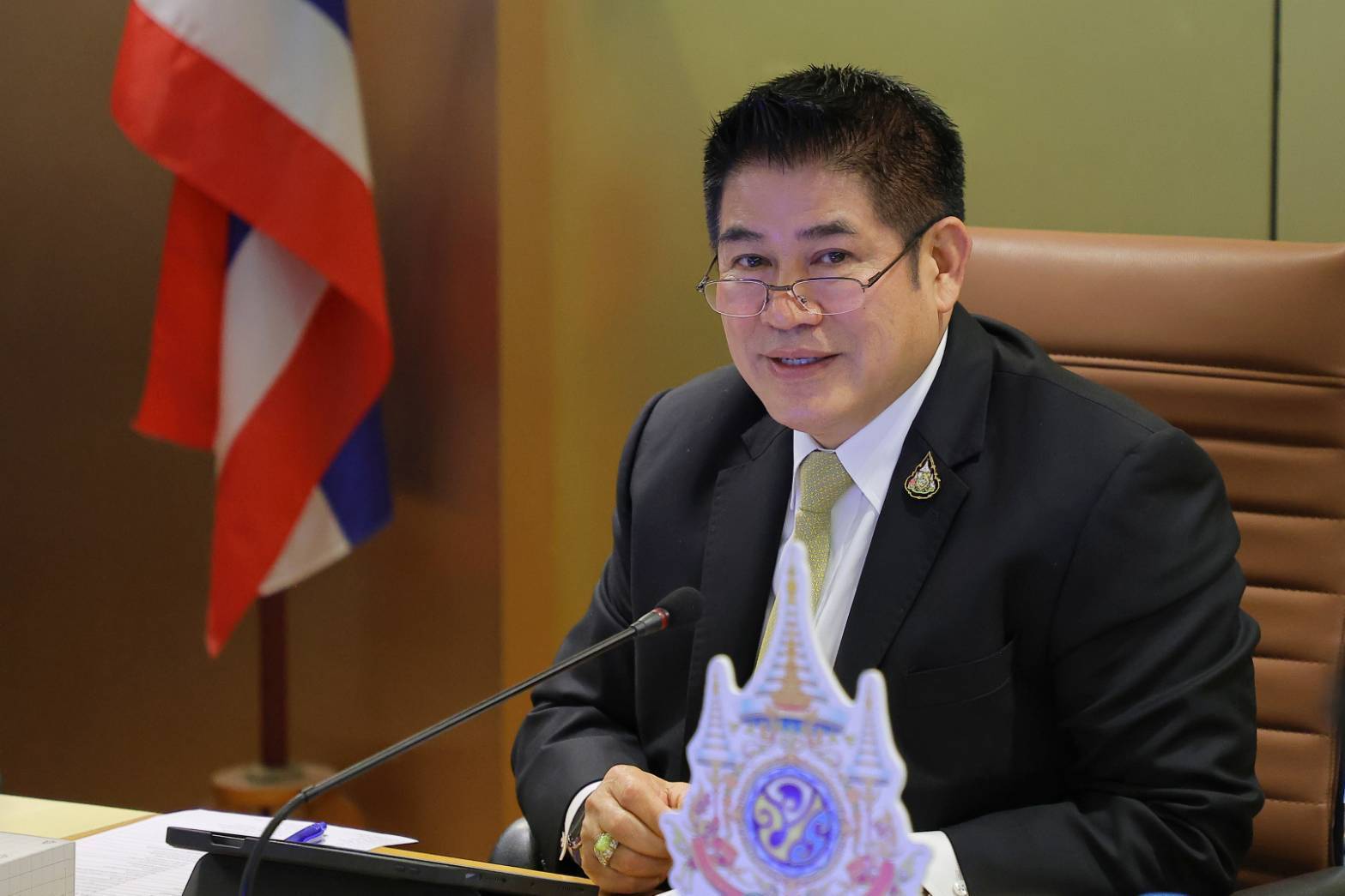 อธิบดีกรมประมง สั่งการทั่วประเทศเร่งแก้ไขปัญหาสินค้าประมงราคาตกต่ำ เน้นมาตรการสอดคล้อง WTO และเฝ้าระวัง IUU อย่างเข้มงวด พร้อมเสนอกำหนดอัตราค่าทำเนียมนำเข้าสัตว์น้ำ สอดคล้องกับสถานการณ์ปัจจุบัน..คลิก