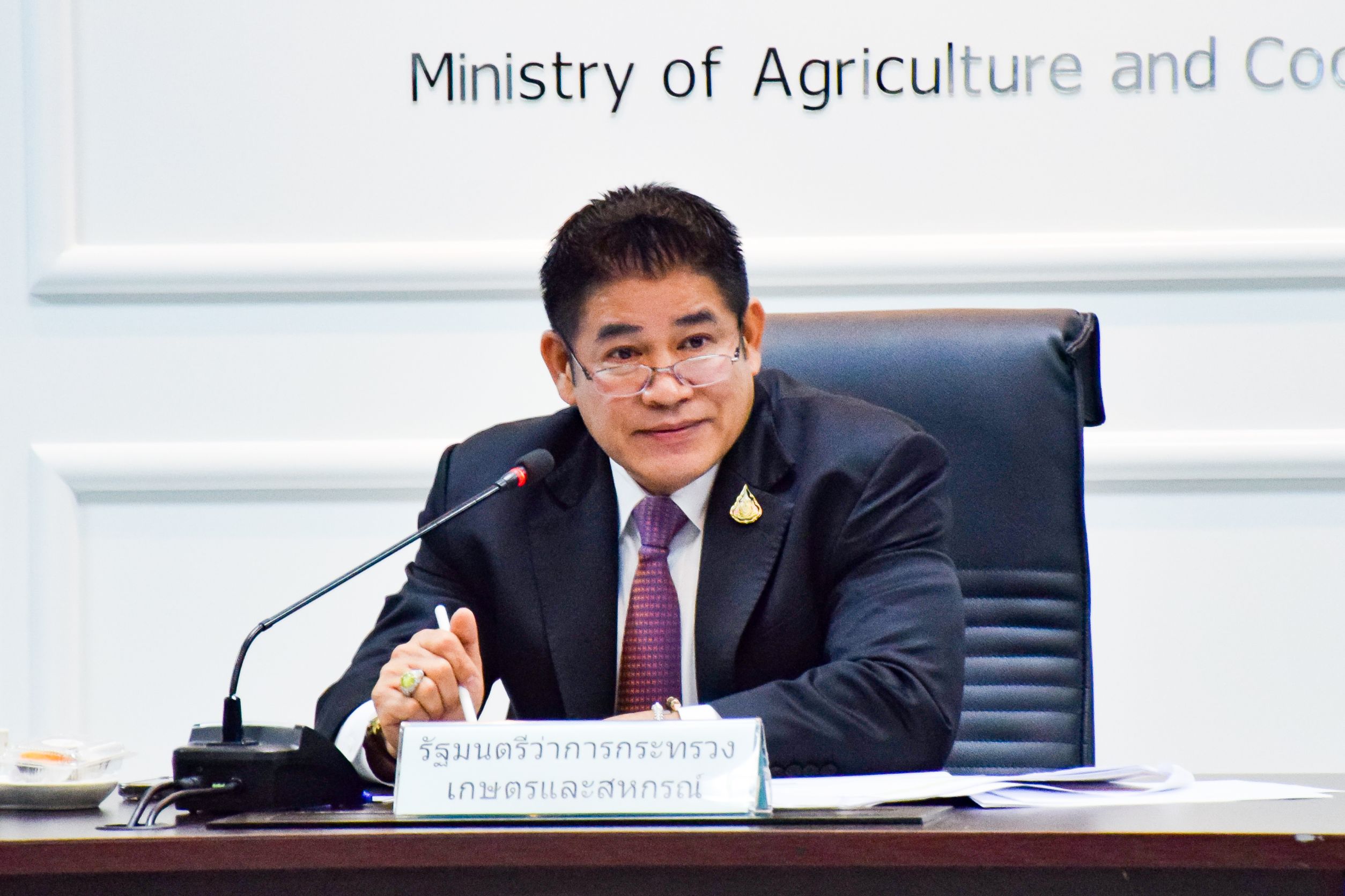 ธรรมนัสสั่งการ กรมประมง...ออกหลักเกณฑ์ใหม่  วางประกัน แทนการกักเรือ-ยึดเครื่องมือ   เปิดโอกาสให้สามารถทำการประมงได้ระหว่างพิจารณาคดี..คลิก