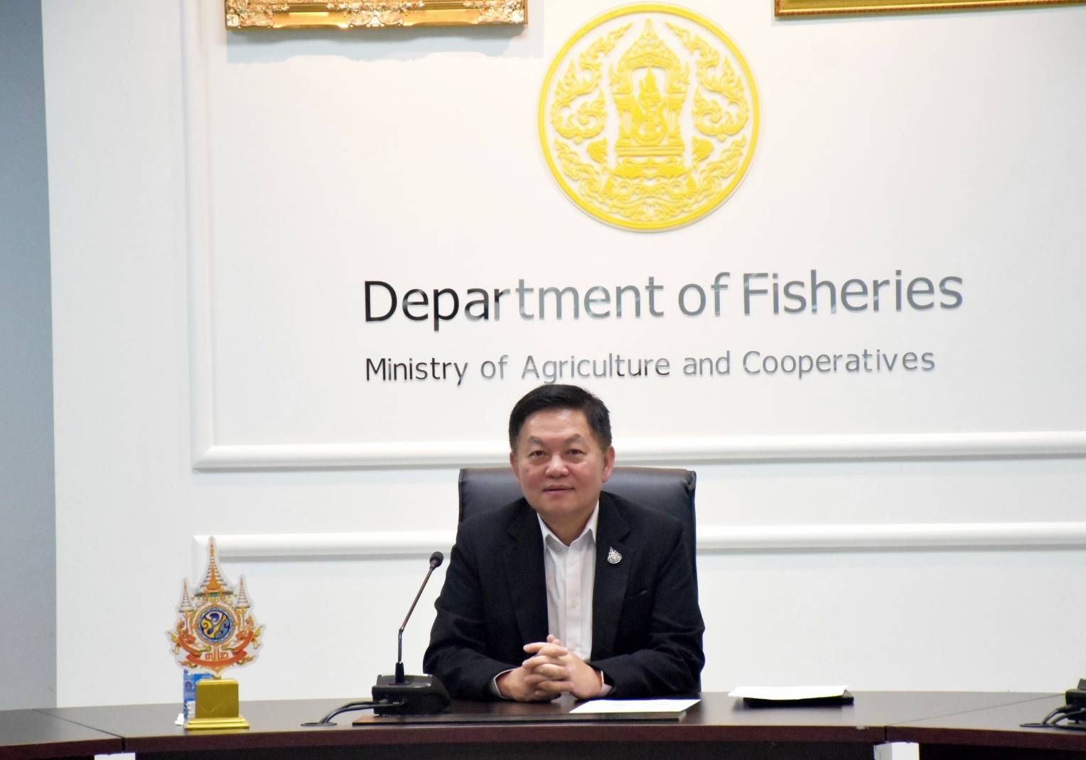 รองอธิบดีกรมประมง เน้นย้ำยกระดับการอนุญาตและการตรวจสอบสัตว์น้ำหรือผลิตภัณฑ์สัตว์น้ำ  เพื่อป้องกันการลักลอบนำเข้าสินค้าประมงผิดกฎหมาย..คลิก
