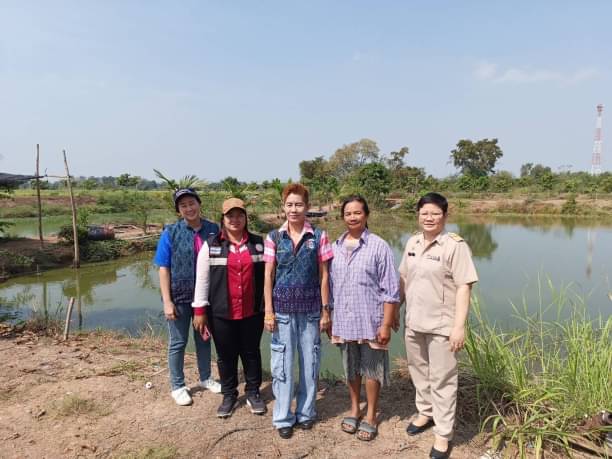 ประมงอำเภอชุมแสง ลงพื้นที่ตรวจสอบพื้นที่จริงก่อนการปล่อยกู้แก่สมาชิกกองทุนพัฒนาบทบาทสตรีว่าตรงกับโครงการที่เสนอพิจารณา..คลิก