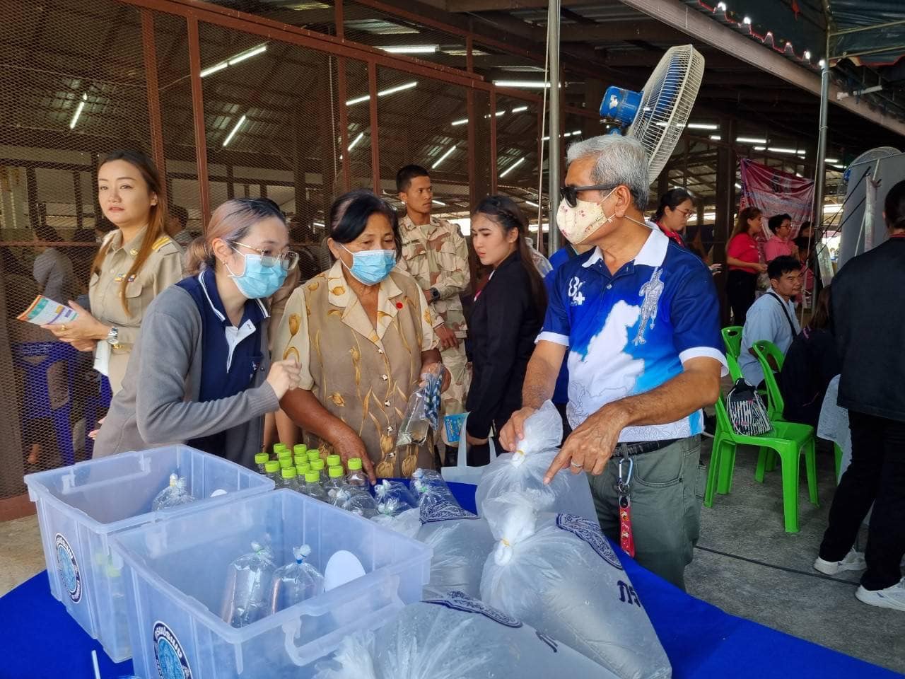 ร่วมจัดกิจกรรมออกให้บริการประชาชนในโครงการปกป้องและเชิดชูสถาบันพระมหากษัตริย์และหน่วยบำบัดทุกข์บำรุงสุขสร้างรอยยิ้มให้ประชาชนจังหวัดราชบุรี (จังหวัดเคลื่อนที่)..คลิก