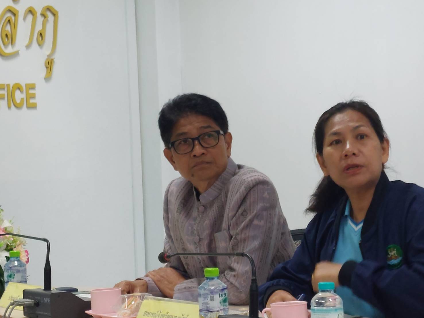 นายบุญหลาย กุลนารัตน์ ประมงจังหวัดหนองบัวลำภู ร่วมประชุมชี้แจงแนวทางการขับเคลื่อนโครงการสินค้าเกษตรและบริการมูลค่าสูง 1 ท้องถิ่น 1 สินค้าเกษตรมูลค่าสูง..คลิก