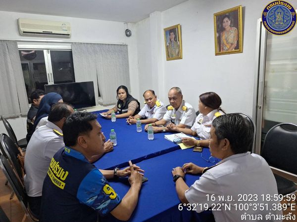 คณะกรรมการขับเคลื่อนนโยบายของกรมประมง (Fisheries Co-ordinater : FC) จังหวัดสตูล ประชุมและร่วมกันบูรณาการตรวจสอบการนำเข้าปลากะพงขาวจากประเทศมาเลเซีย..คลิก