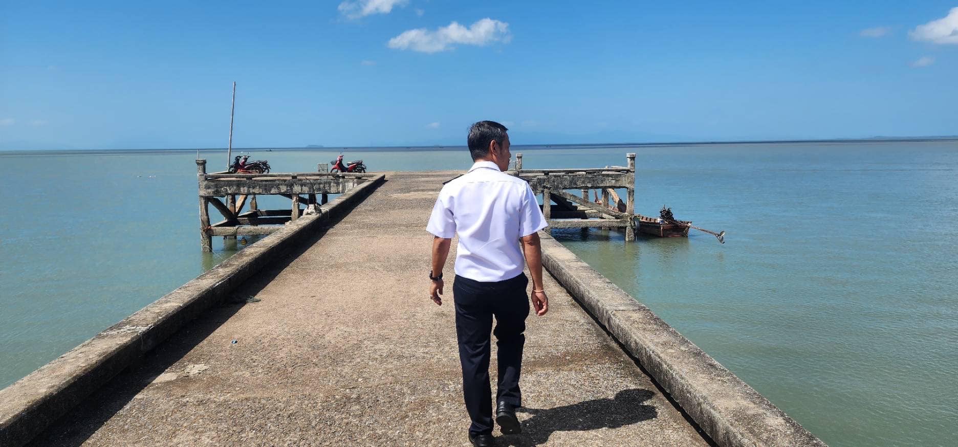 สำนักงานประมงจังหวัดสตูลร่วมกับนายกองค์การบริหารส่วนตําบลตันหยงโป  ปรึกษาหารือการปรับปรุงท่าเทียบเรือบ้านหาดทรายยาว และบ้านบากันเคย ตำบลตันหยงโป อำเภอเมืองสตูล จังหวัดสตูล..คลิก