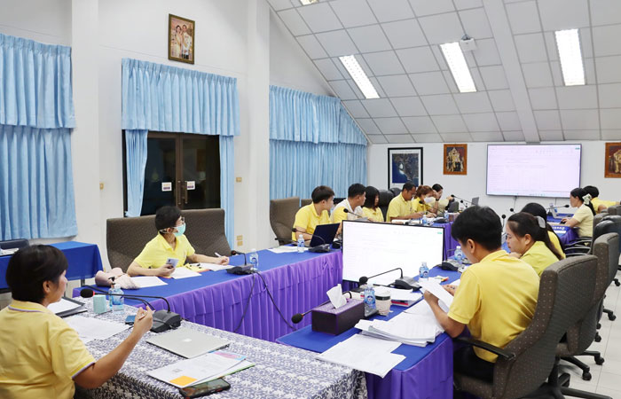 ประชุมการจัดทำแผนแม่บทศูนย์ศึกษาการพัฒนาอ่าวคุ้งกระเบนอันเนื่องมาจากพระราชดำริ (ปี 2566 - 2570)