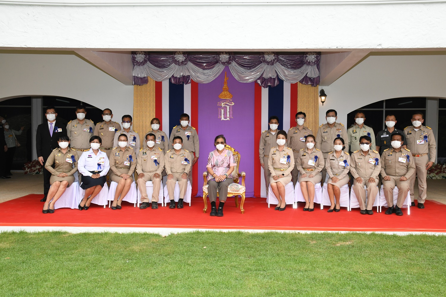 สมเด็จพระกนิษฐาธิราชเจ้า กรมสมเด็จพระเทพรัตนราชสุดาฯ สยามบรมราชกุมารี เสด็จพระราชดำเนินทรงเยี่ยมติดตามงานโครงการห้วยองคตอันเนื่องมาจากพระราชดำริ อำเภอหนองปรือ จังหวัดกาญจบุรี