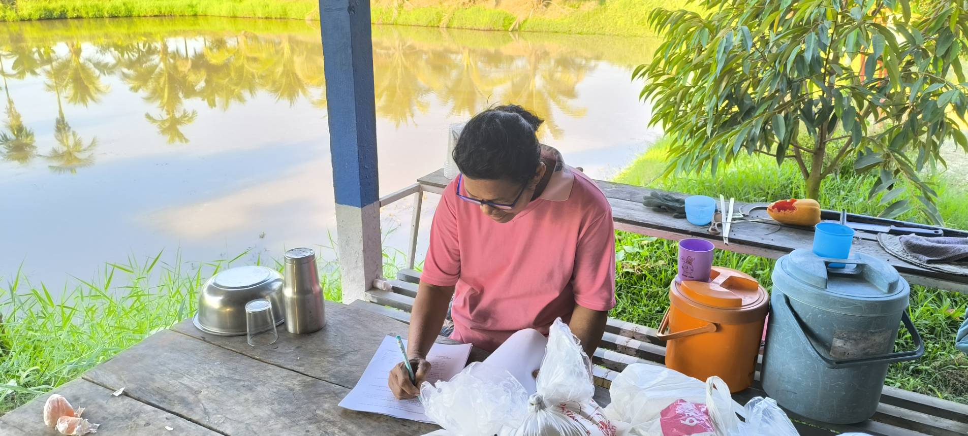 ออกพื้นที่ ศพก.เครือข่ายด้านการประมง..คลิก