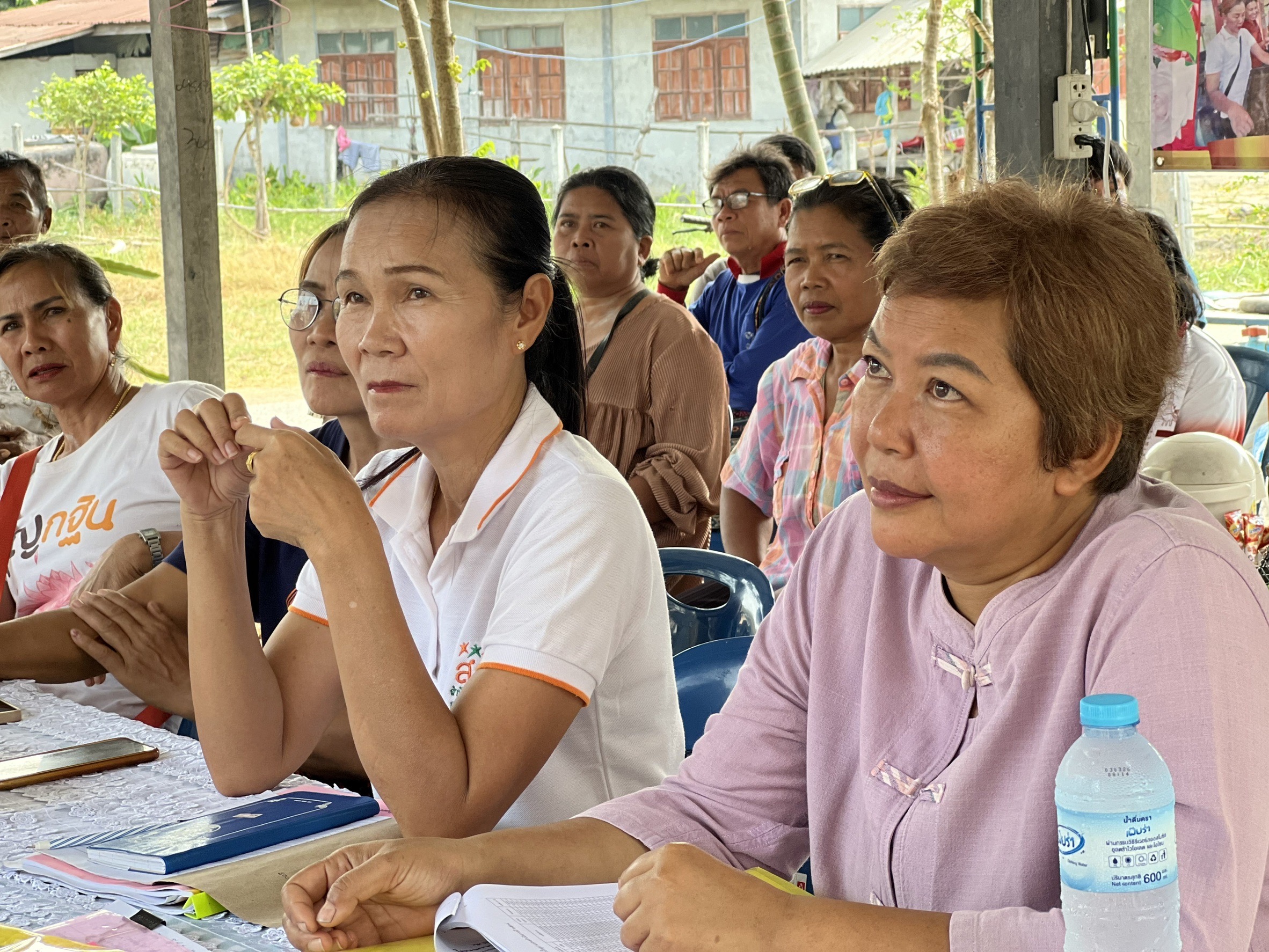 ลงพื้นที่ติดตามการดำเนินงานและประชุมร่วมกับเกษตรกรผู้เพาะเลี้ยงปลาดุกบ้านโปโล ต.กมลาไสย อ.กมลาไสย จ.กาฬสินธุ์..คลิก