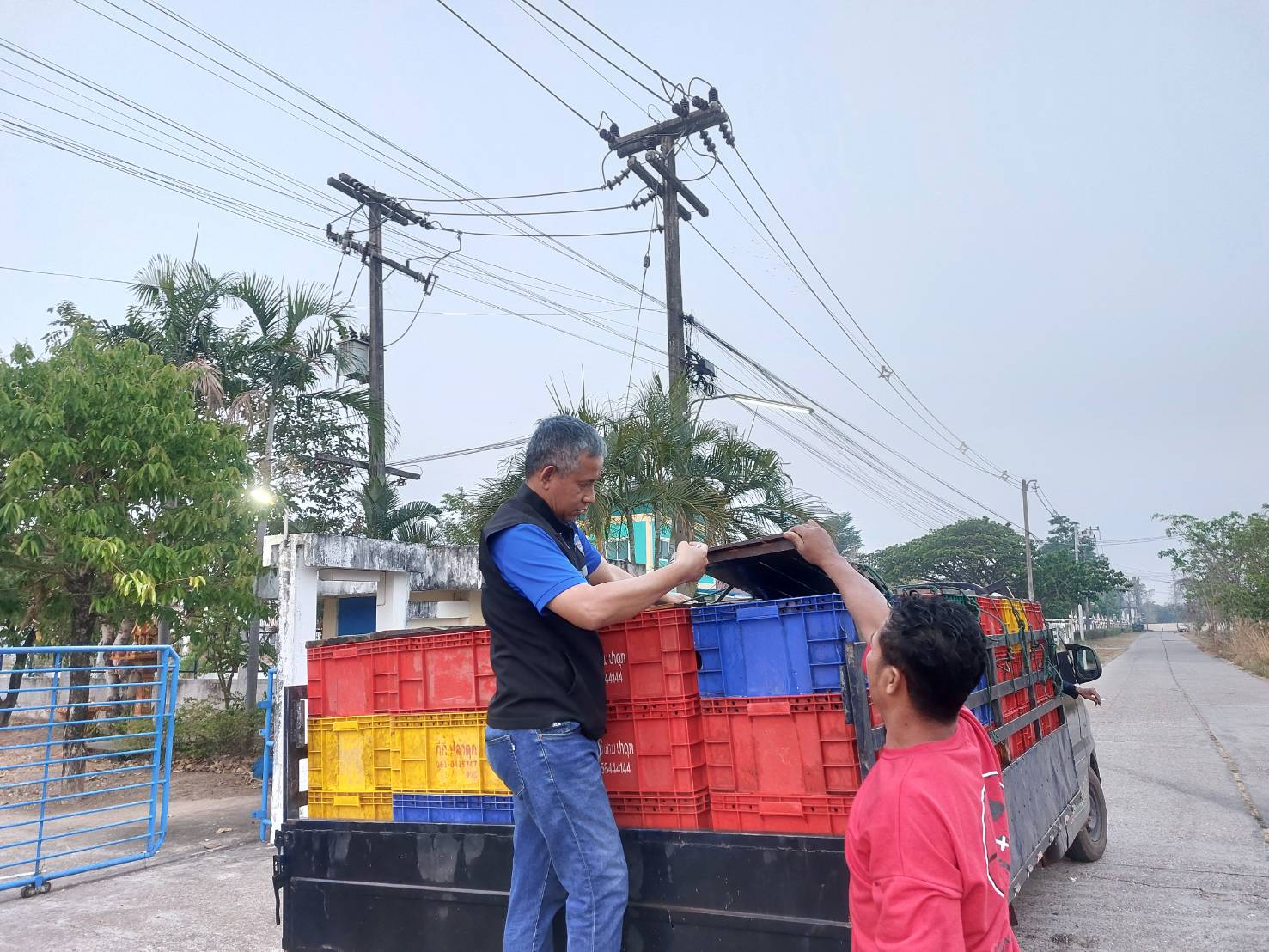 15 มีนาคม 2567 ด่านตรวจประมงมุกดาหาร ตรวจสอบสินค้าประมงส่งออกไปสปป.ลาว ณ สะพานมิตรภาพไทย-ลาวแห่งที่ 2 จังหวัดมุกดาหาร..คลิก