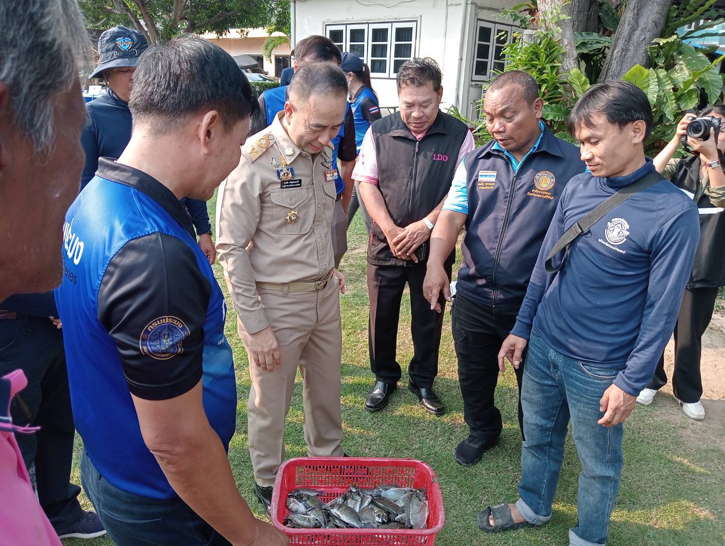 ศูนย์วิจัยและพัฒนาการเพาะเลี้ยงสัตว์น้ำชายฝั่งประจวบคีรีขันธ์  เข้าร่วมกิจกรรม KICK OFF เปิดปฏิบัติการโครงการแก้ปัญหาการแพร่ระบาดของ ปลาหมอสีคางดำ