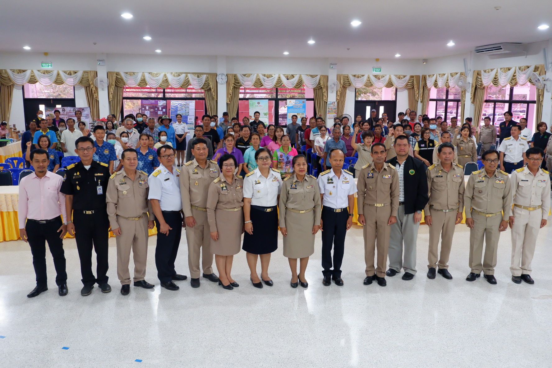 สนับสนุนพันธุ์ปลากินพืชให้แก่เกษตรกรที่ขุดสระเก็บน้ำในไร่นา ขนาด 1,260 ลบ.ม.(บ่อจิ๋ว)