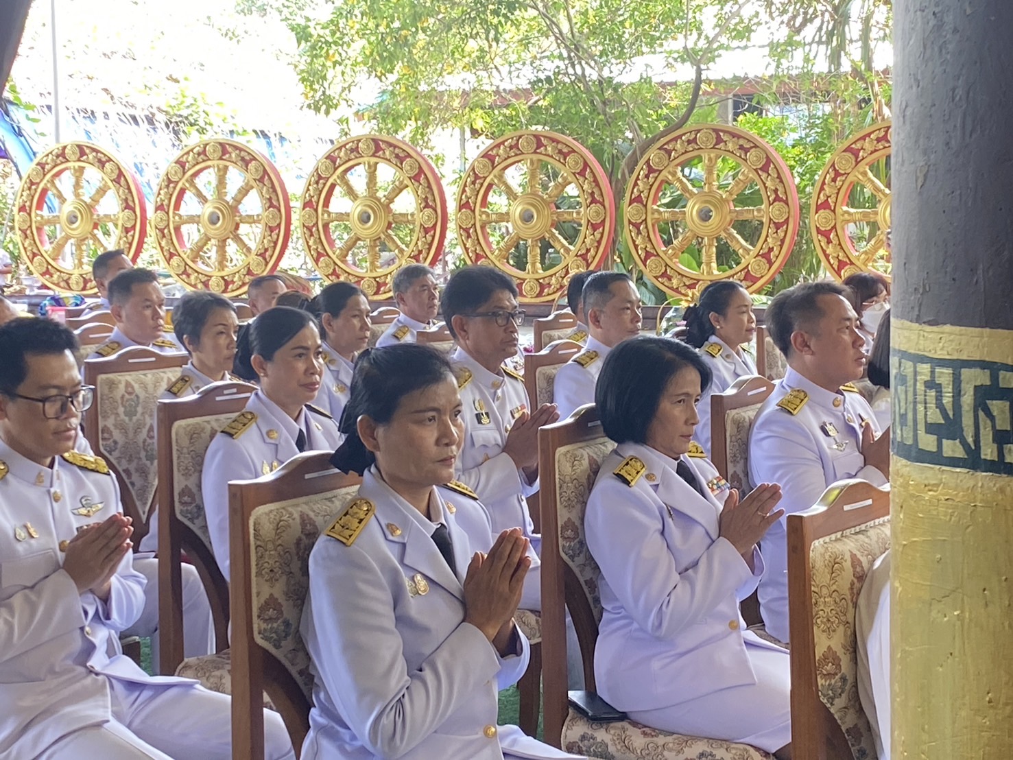 นายบุญหลาย กุลนารัตน์ ประมงจังหวัดหนองบัวลำภู  ร่วมพิธีสมโภชสัญญาบัตรพัดยศ และผ้าไตร พระราชาคณะชั้นเทพ ที่พระเทพวัชรวิสุทธิ์..คลิก
