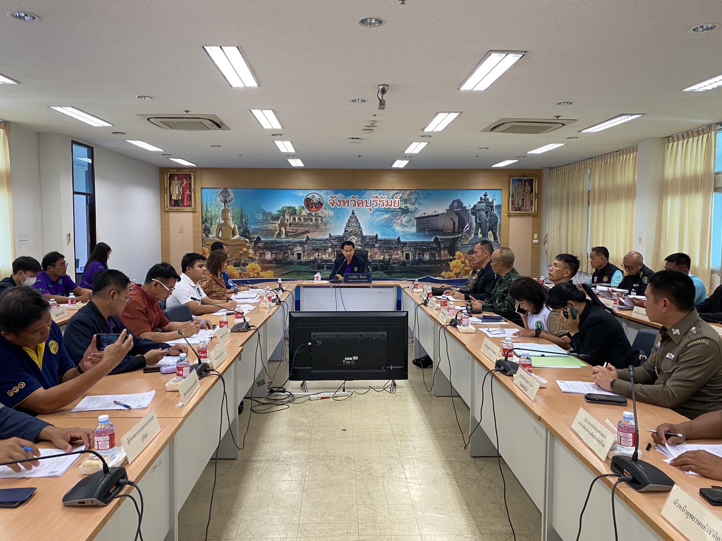 ประชุมจัดทำรายละเอียดการใช้ประโยชน์พื้นที่ภาในแผนผังจุดผ่านแดนถาวรช่องสายตะกู..คลิก