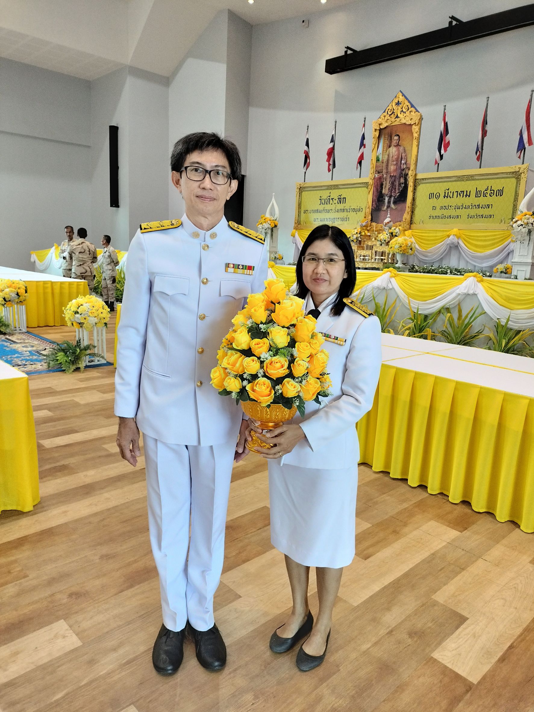 31 มีนาคม 2567 เจ้าหน้าที่ศูนย์ฯ ร่วมพิธีวางพานพุ่มดอกไม้ถวายราชสักการะ เบื้องหน้าพระบรมฉายาลักษณ์พระบาทสมเด็จพระนั่งเกล้าเจ้าอยู่หัว เพื่อน้อมรำลึกถึงพระมหากรุณาธิคุณเนื่องใน “วันที่ระลึกพระบาทสมเด็จพระนั่งเกล้าเจ้าอยู่หัว “พระมหาเจษฎาราชเจ้า” ประจำปี 2567..คลิก