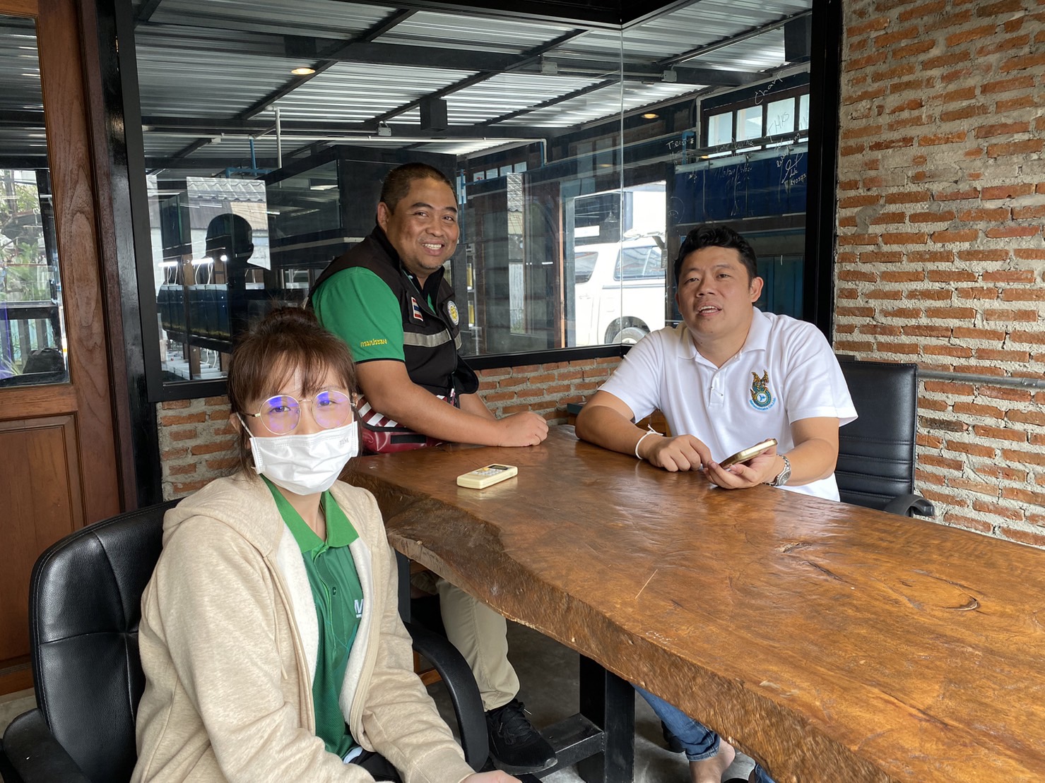 สำนักงานประมงพื้นที่กรุงเทพมหานคร ลงพื้นที่ให้บริการแก่เกษตรกรในพื้นที่เขตลาดกระบัง เขตมีนบุรี และเขตประเวศ กรุงเทพมหานคร