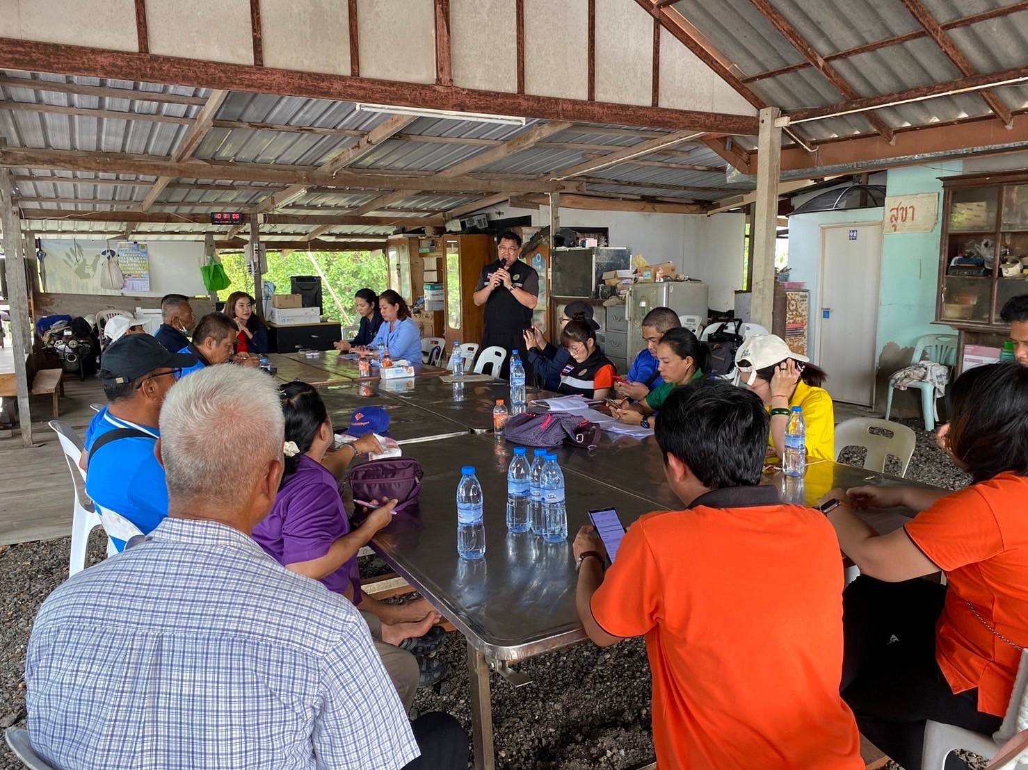 สำนักงานประมงพื้นที่กรุงเทพมหานคร ลงพื้นที่ประชาสัมพันธ์และรับสมัครเกษตรกรเข้าร่วมโครงการเชื่อมโยงการระบายจำหน่ายปลากะพง ปี 2567