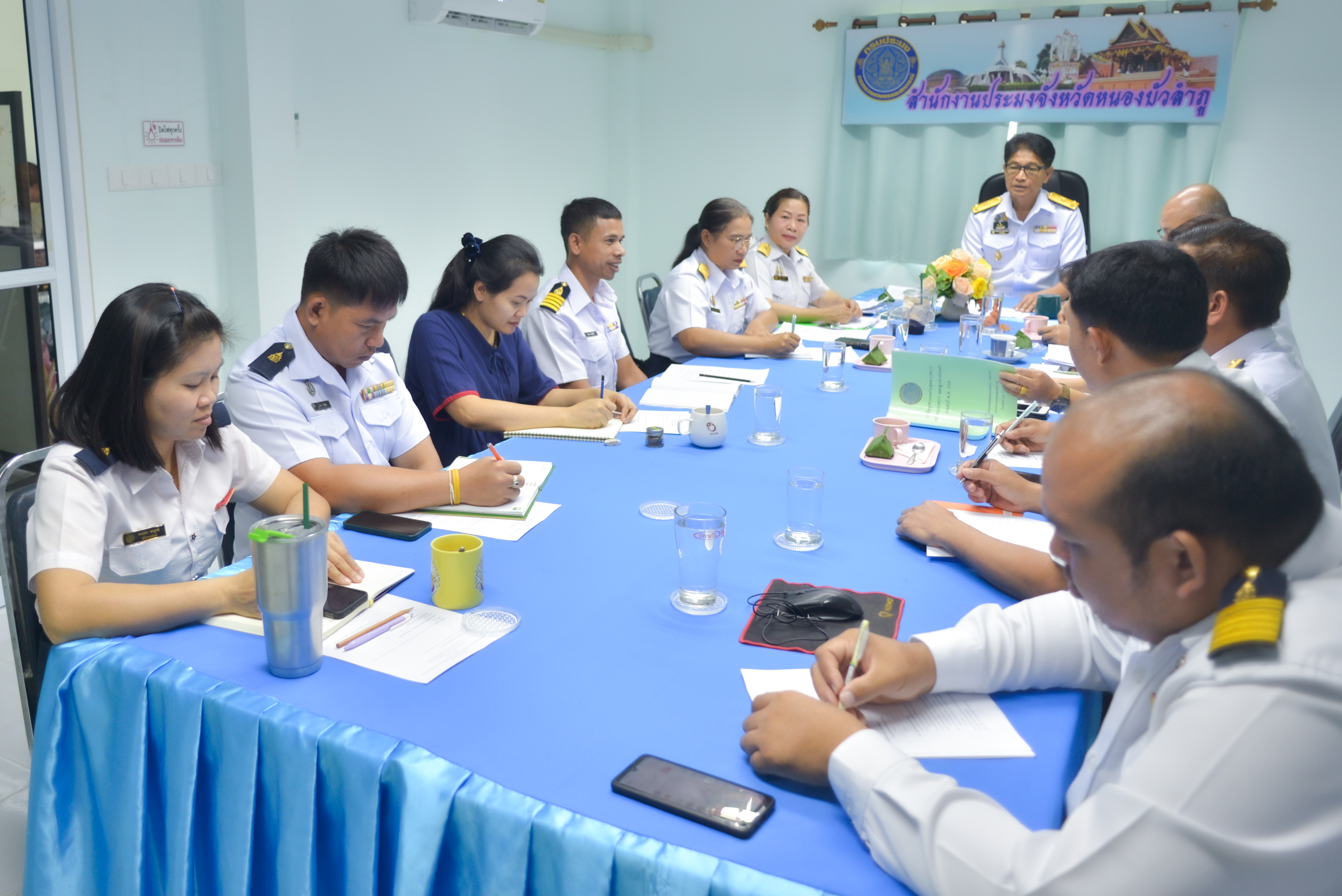 นายบุญหลาย กุลนารัตน์ ประมงจังหวัดหนองบัวลำภู เป็นประธานการประชุมสำนักงานประจำเดือนมีนาคม 2567 ..คลิก