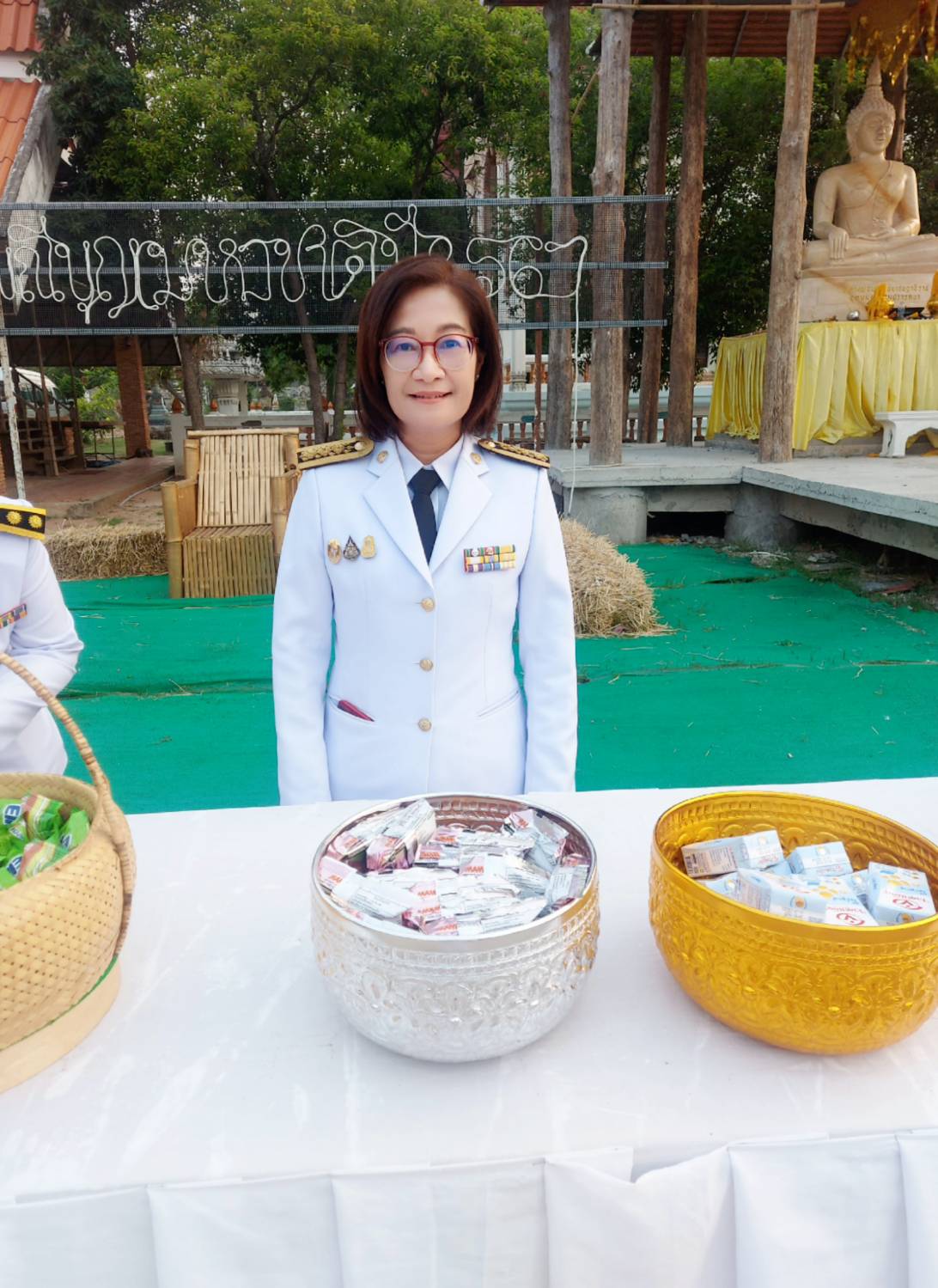 นางถนอมขวัญ นอศรี หัวหน้ากลุ่มบริหารและยุทธศาสตร์ ร่วมกิจกรรมเฉลิมพระเกียรติสมเด็จพระกนิษฐาธิราชเจ้า กรมสมเด็จพระเทพรัตนราชสุดา สยามบรมราชกุมารี เนื่องในโอกาสวันคล้ายวันพระราชสมภพ 2 เมษายน 2567 และอนุรักษ์มกดกไทย..คลิก