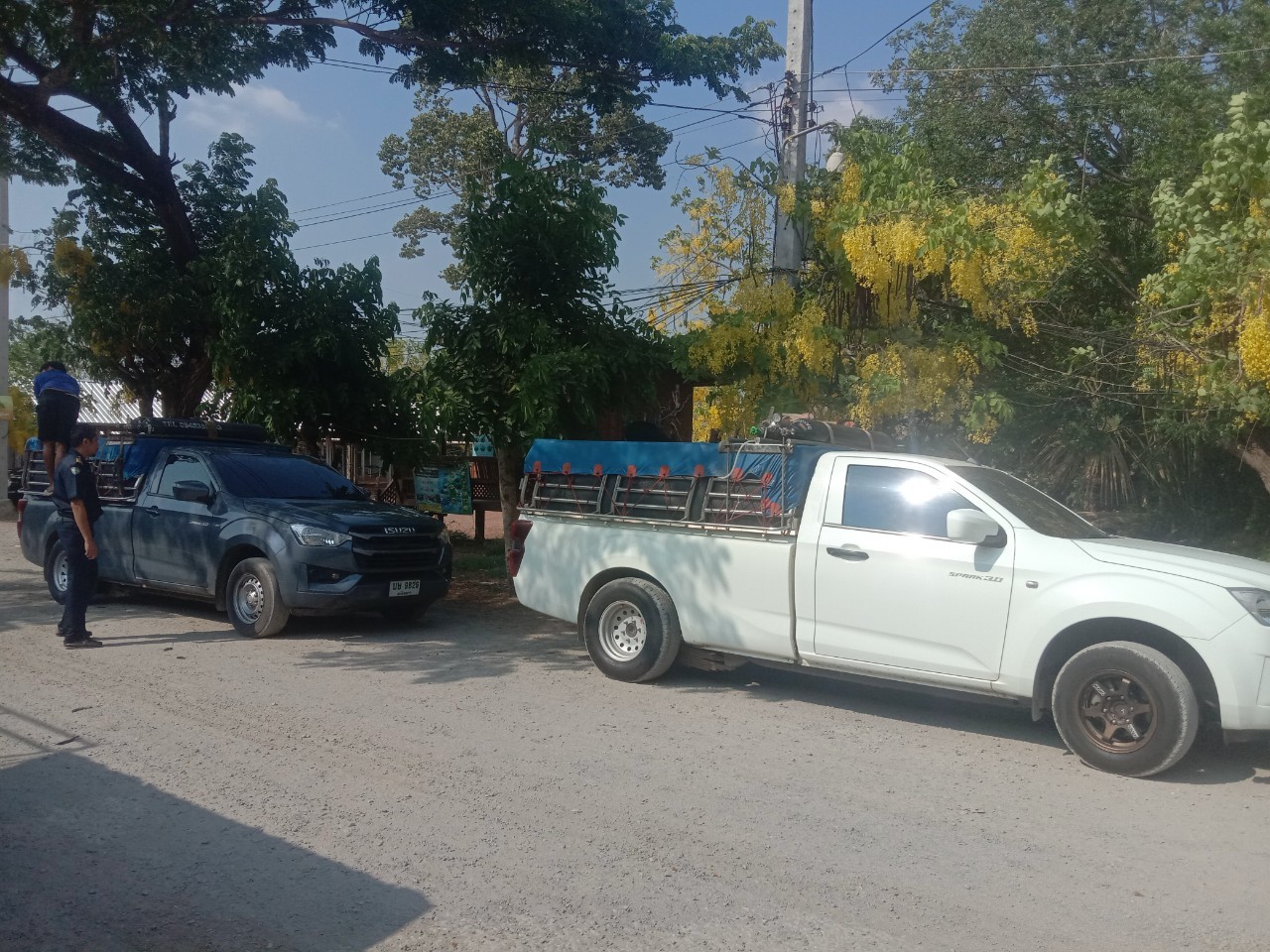 ตรวจสินค้าประมงที่นำเข้า ส่งออก ทางจุดผ่อนปรนทางการค้าบ้านหนองปรือ..คลิก