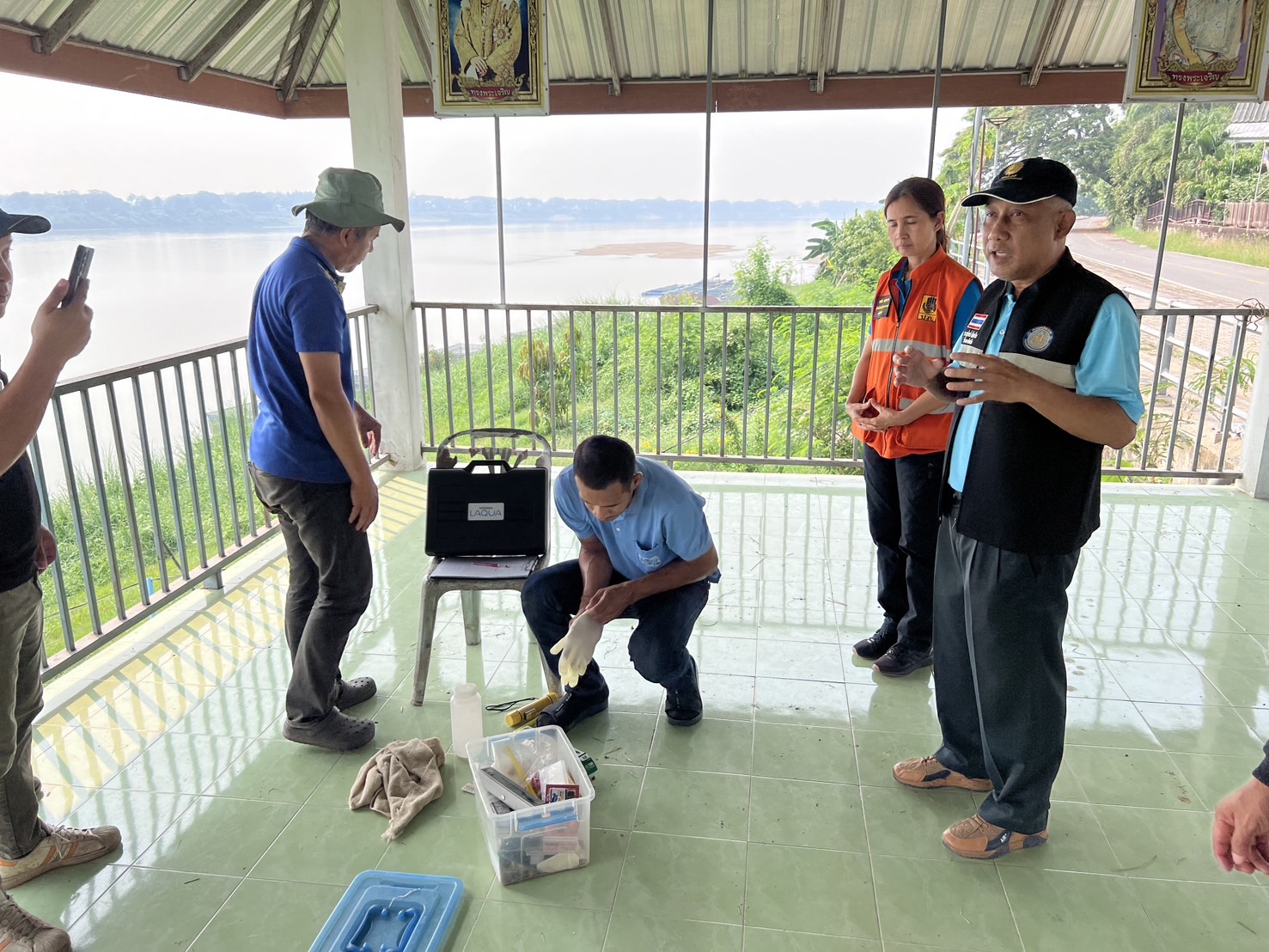ลงพื้นที่ตรวจวัดคุณภาพน้ำ พบว่าคุณภาพน้ำมีค่าปกติเหมาะสมแก่การเพาะเลี้ยงสัตว์น้ำ