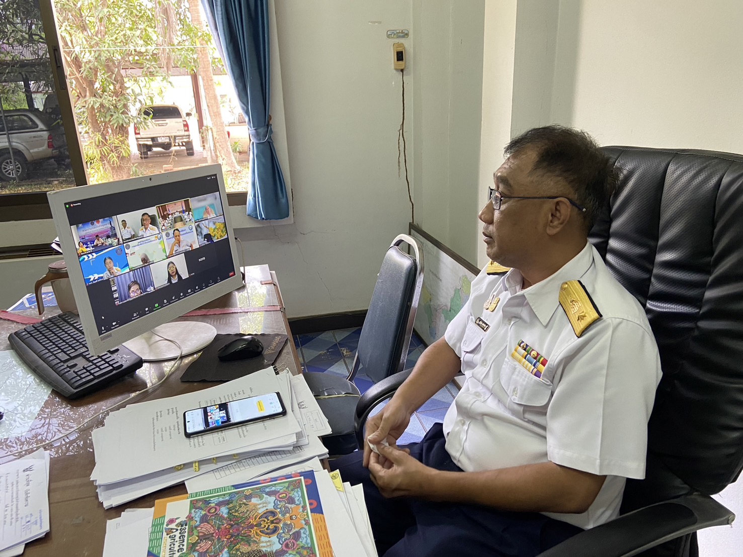เข้าร่วมประชุมผ่านระบบออนไลน์ (Zoom Cloud Meeting) โดยพิจารณาการขนส่งสัตว์น้ำมีชีวิตผ่านระบบขนส่งไปรษณีย์