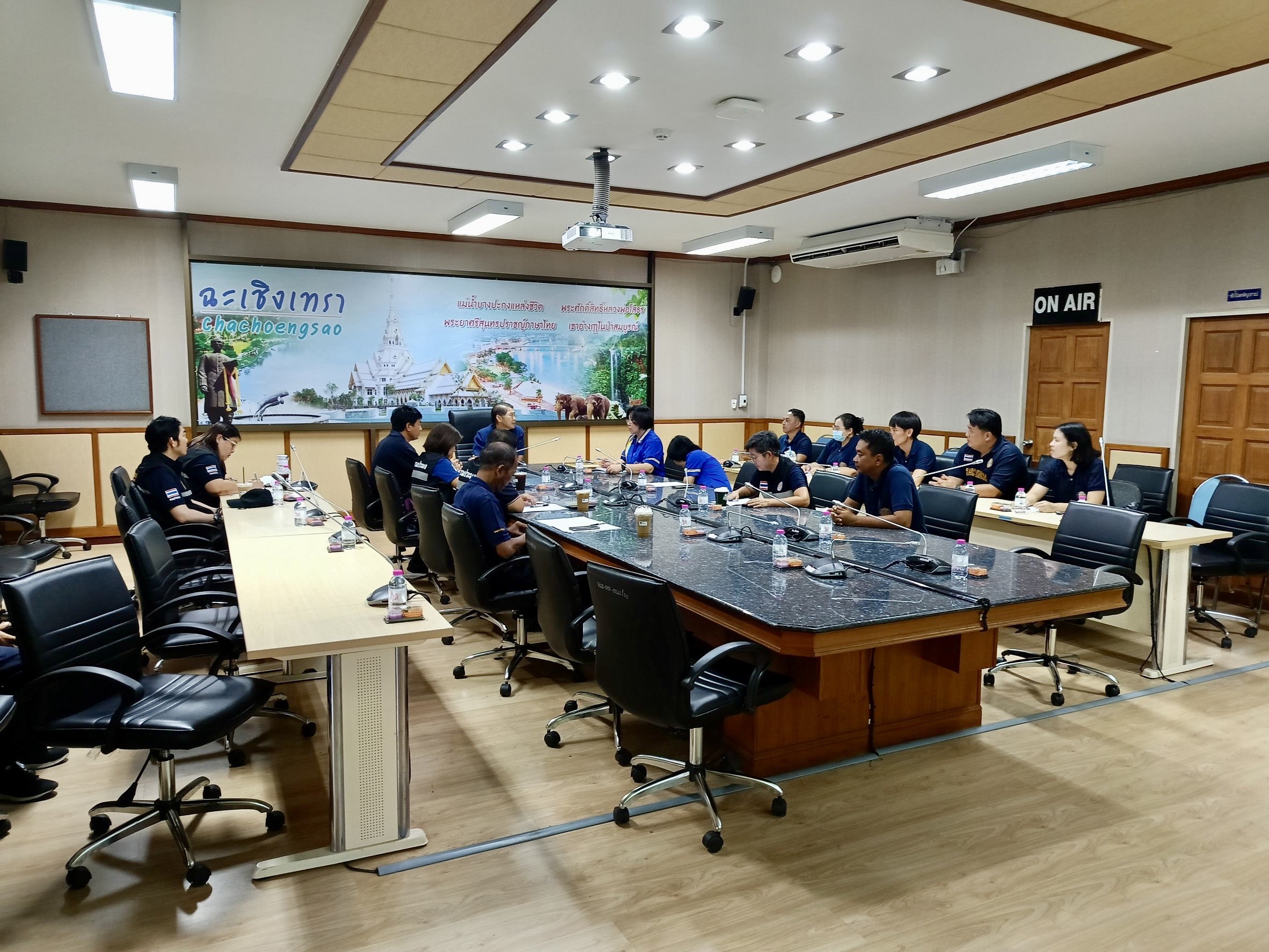 19 เม.ย. 67 ประชุมตรวจติดตามการปฏิบัติราชการและการตรวจเยี่ยมพื้นที่เพาะเลี้ยงสัตว์น้ำจังหวัดฉะเชิงเทรา..คลิก