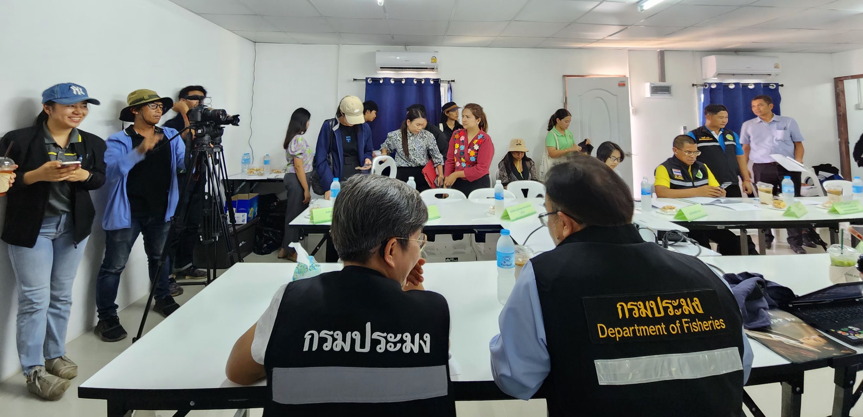 การประชุมคณะทำงานแก้ไขปัญหาผลกระทบด้านการประมง กรณีน้ำเค็มจากแม่น้ำบางปะกงไหลเข้าพื้นที่เกษตรกรรม ครั้งที่ 1/2567..คลิก