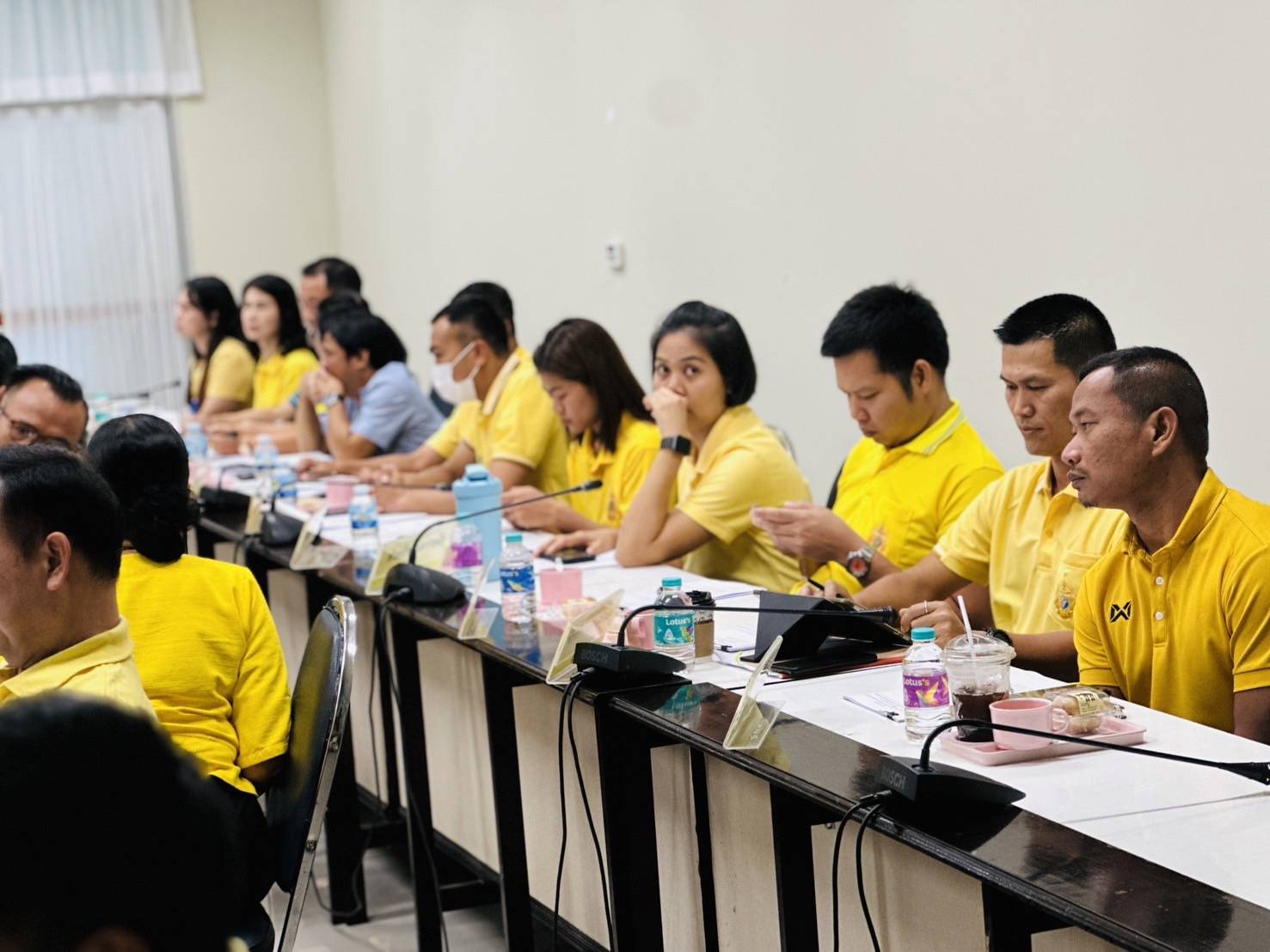 ประชุมคณะกรรมการพัฒนาเพิ่มศักยภาพการค้าและการท่องเที่ยวด่านชายแดนช่องจอม