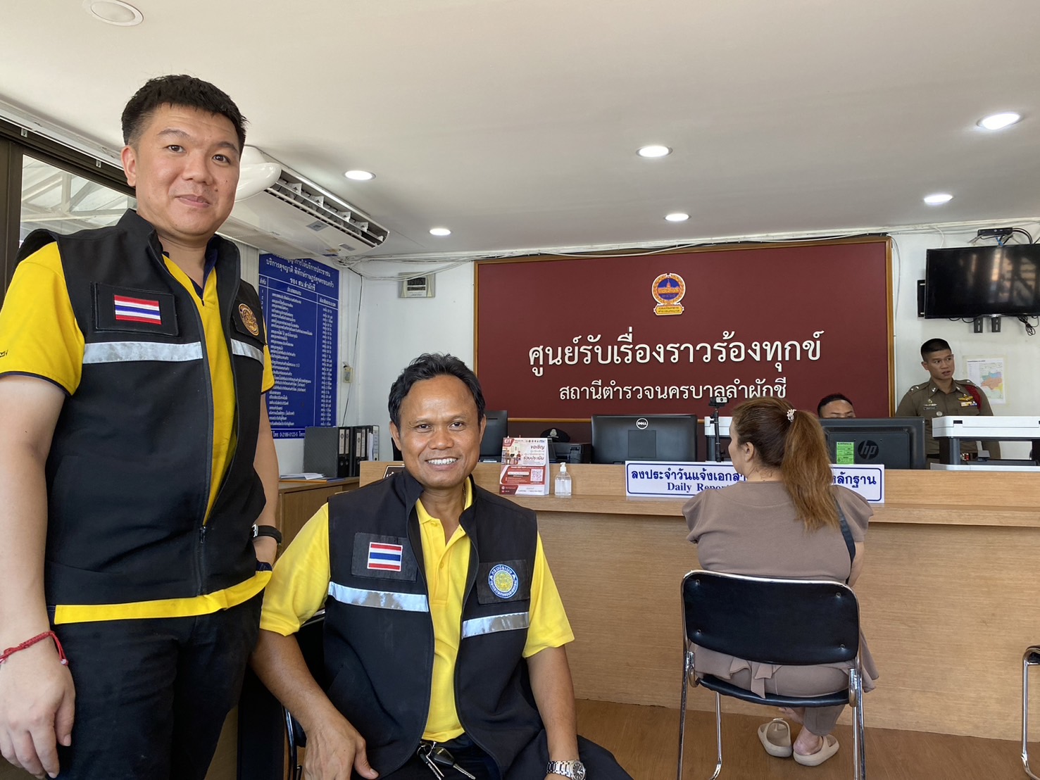 สำนักงานประมงพื้นที่กรุงเทพมหานคร ลงพื้นที่ให้บริการแก่เกษตรกร และกวดขันการทำการประมงในพื้นที่สาธารณะ เพื่อให้เป็นไปตามกฎหมาย