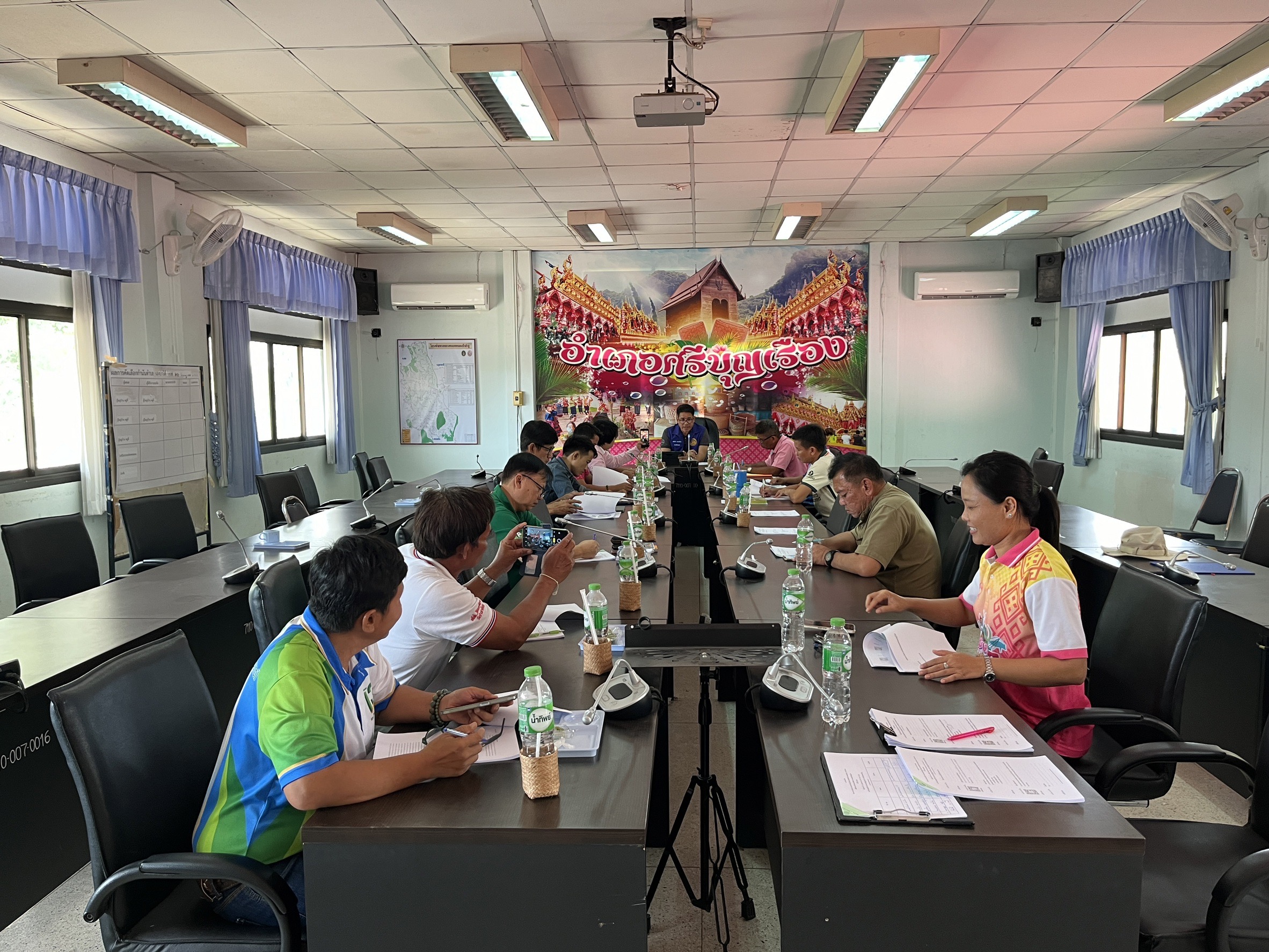 ประมงอำเภอศรีบุญเรือง ร่วมประชุมคณะทำงานโครงการขับเคลื่อนการเกษตรระดับหมู่บ้าน สู่การผลิตสินค้าเกษตรมูลค่าสูง ระดับอำเภอ