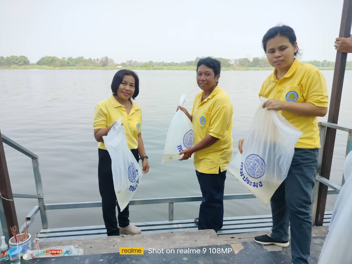 ”ปล่อยปลาเสือพ่นน้ำฟื้นชีวิตปลาพื้นถิ่นกำแพงเพชร”..คลิก