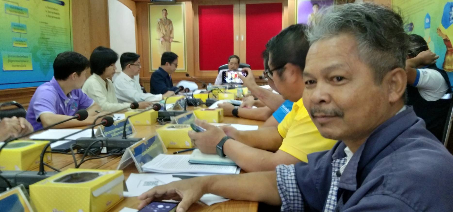 เข้าร่วมประชุมการต่อยอดโครงการอันเนื้องมาจากพระราชดำริในพื้นที่จังหวัดศรีสะเกษ..คลิก