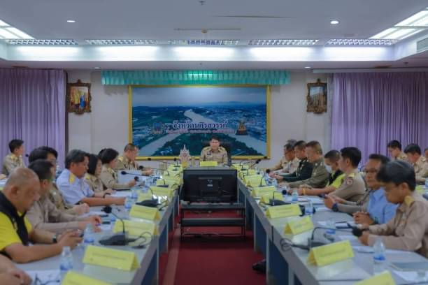 การประชุมเตรียมความพร้อมในการเดินทางมาติดตามพัฒนาพื้นที่บึงบอระเพ็ดและโครงการพัฒนาพื้นที่สระบ่อดินขาว ของผู้บริหารระดับสูง..คลิก