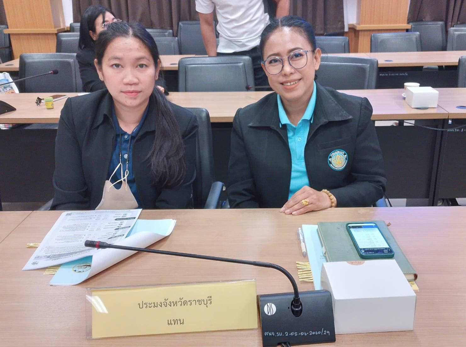 เข้าร่วมประชุมคณะกรรมการร่วมภาครัฐและเอกชนเพื่อแก้ไขปัญหาทางเศรษฐกิจ (กรอ.) กลุ่มจังหวัดภาคกลางตอนล่าง 1..คลิก
