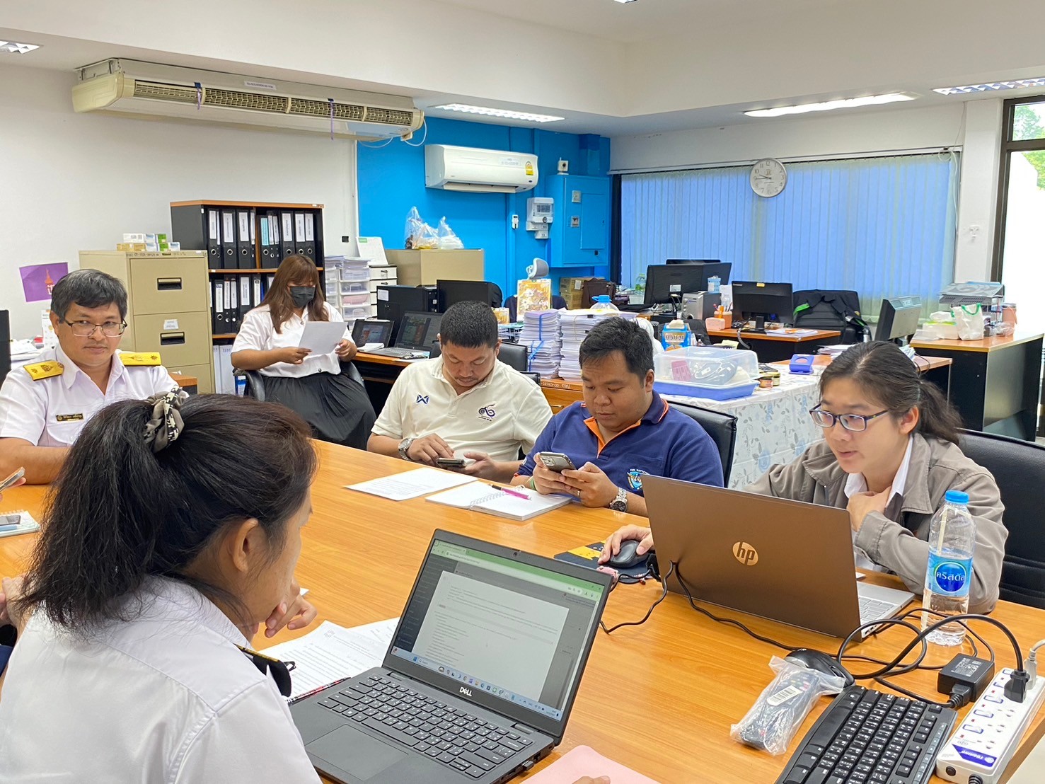 กลุ่มควบคุมวัตถุอันตรายและการค้าปัจจัยการผลิตจัดประชุมกลุ่มฯ..คลิก
