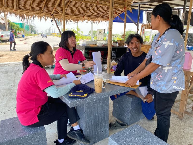 สำนักงานประมงพื้นที่กรุงเทพมหานคร ลงพื้นที่ให้บริการแก่เกษตรกรในพื้นที่เขตทุ่งครุ และเขตบางแค กรุงเทพมหานคร