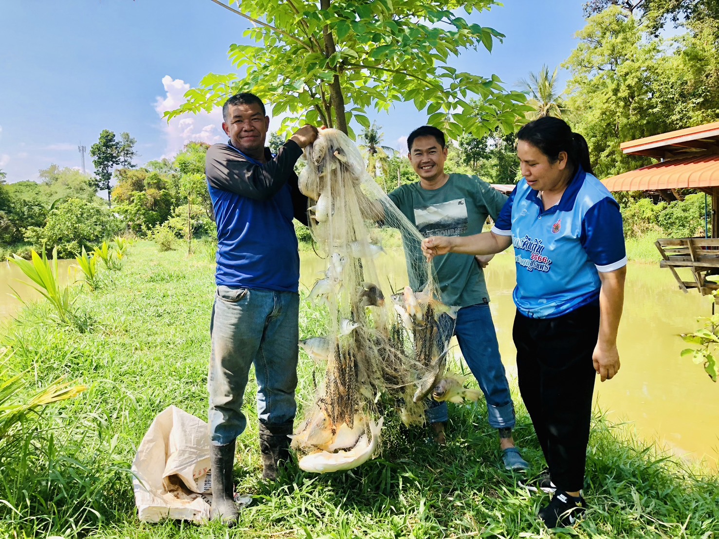 ออกพื้นที่ เพื่อตรวจประเมิน และตรวจต่ออายุฟาร์มเพาะเลี้ยงสัตว์น้ำ ตามมาตรฐานการปฏิบัติทางการเพาะเลี้ยงสัตว์น้ำที่ดี (Good Aquaculture Practice; GAP) หรือ จี เอ พี จำนวน 3 ฟาร์ม..คลิก